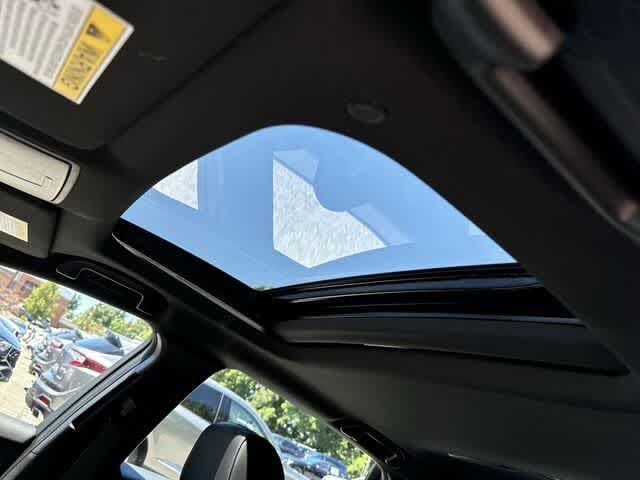 Thumbnail: 2025 Acura TLX - 15