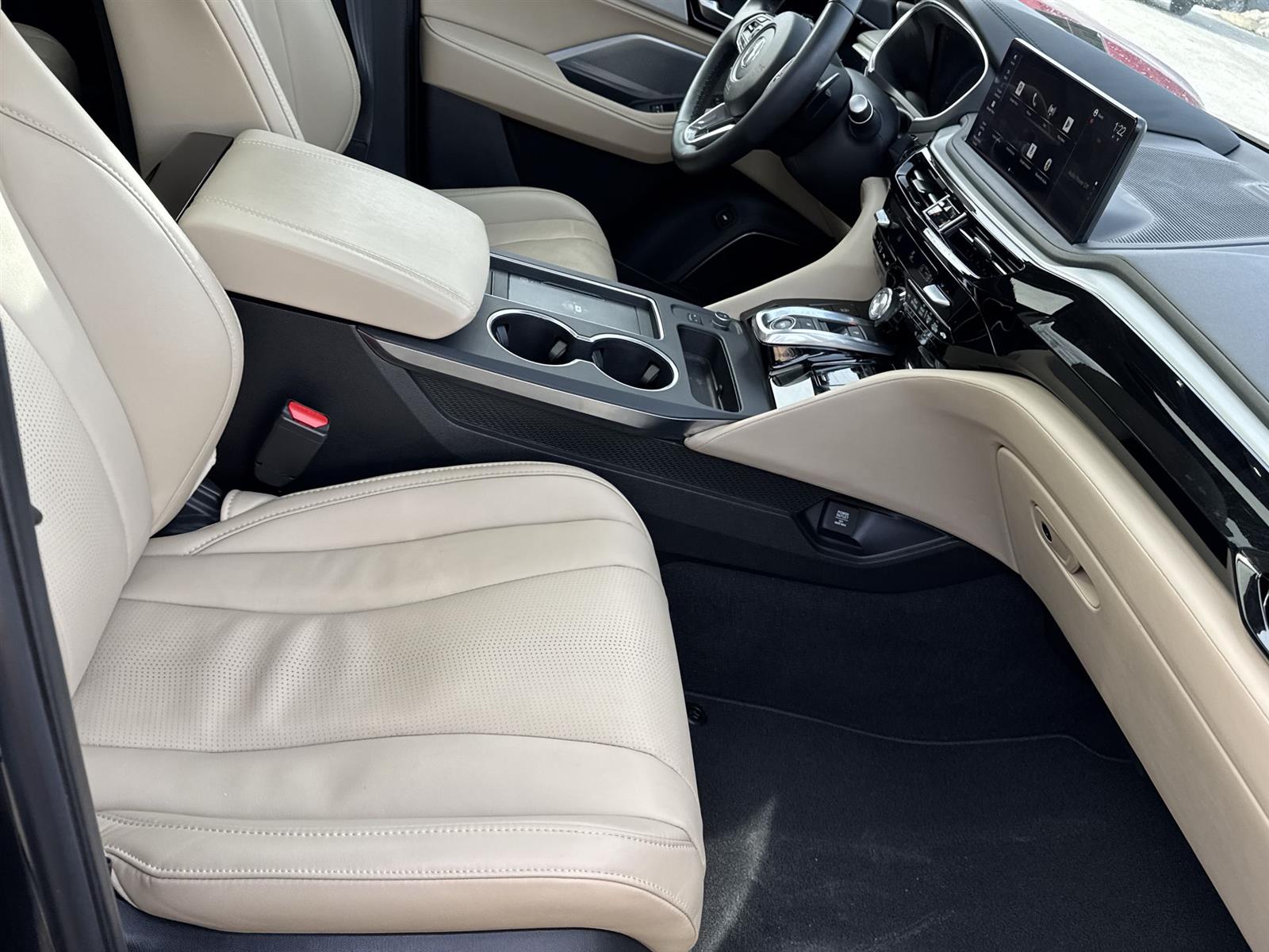 Thumbnail: 2025 Acura MDX - 19