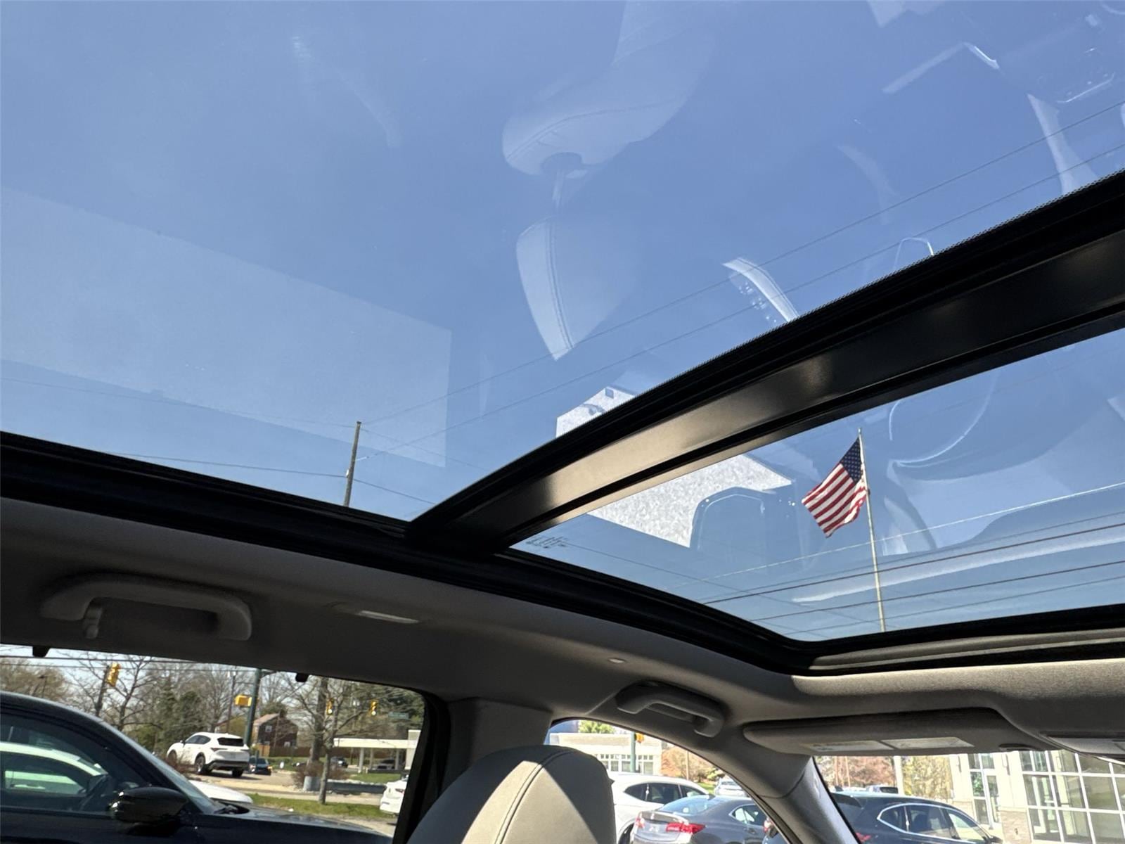 Thumbnail: 2023 Acura MDX - 17