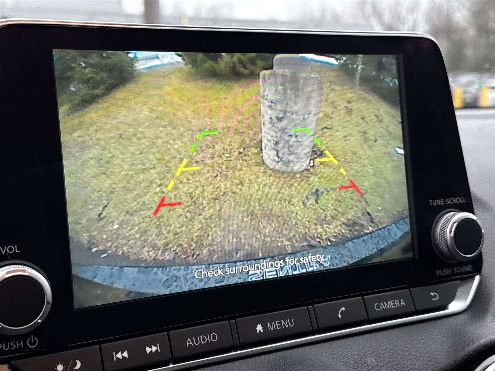 Thumbnail: 2022 Nissan Sentra - 23