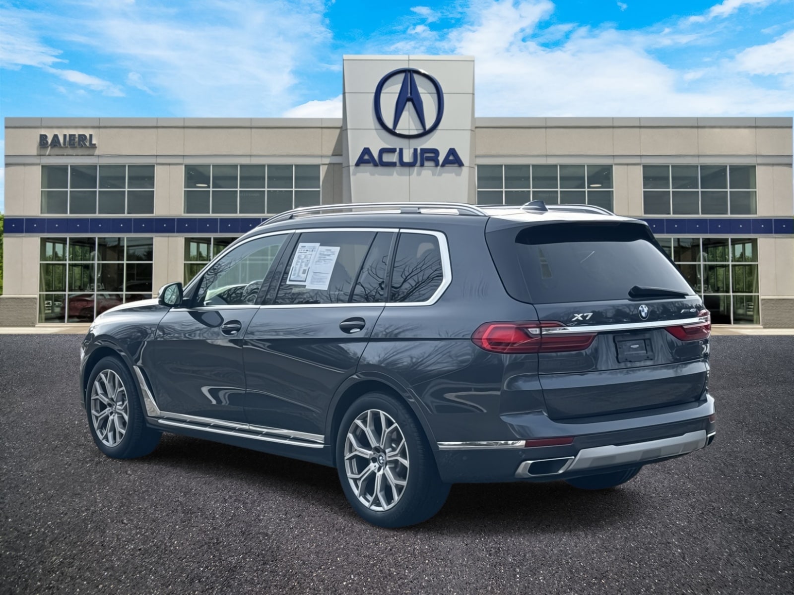 Thumbnail: 2021 BMW X7 - 3