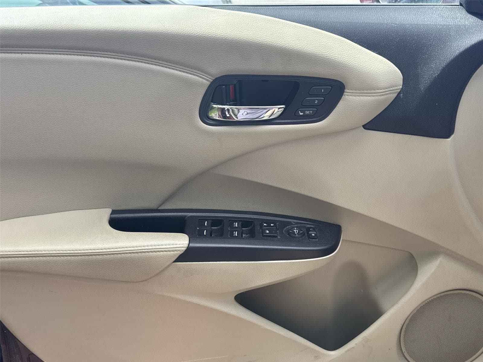 Thumbnail: 2015 Acura RDX - 19