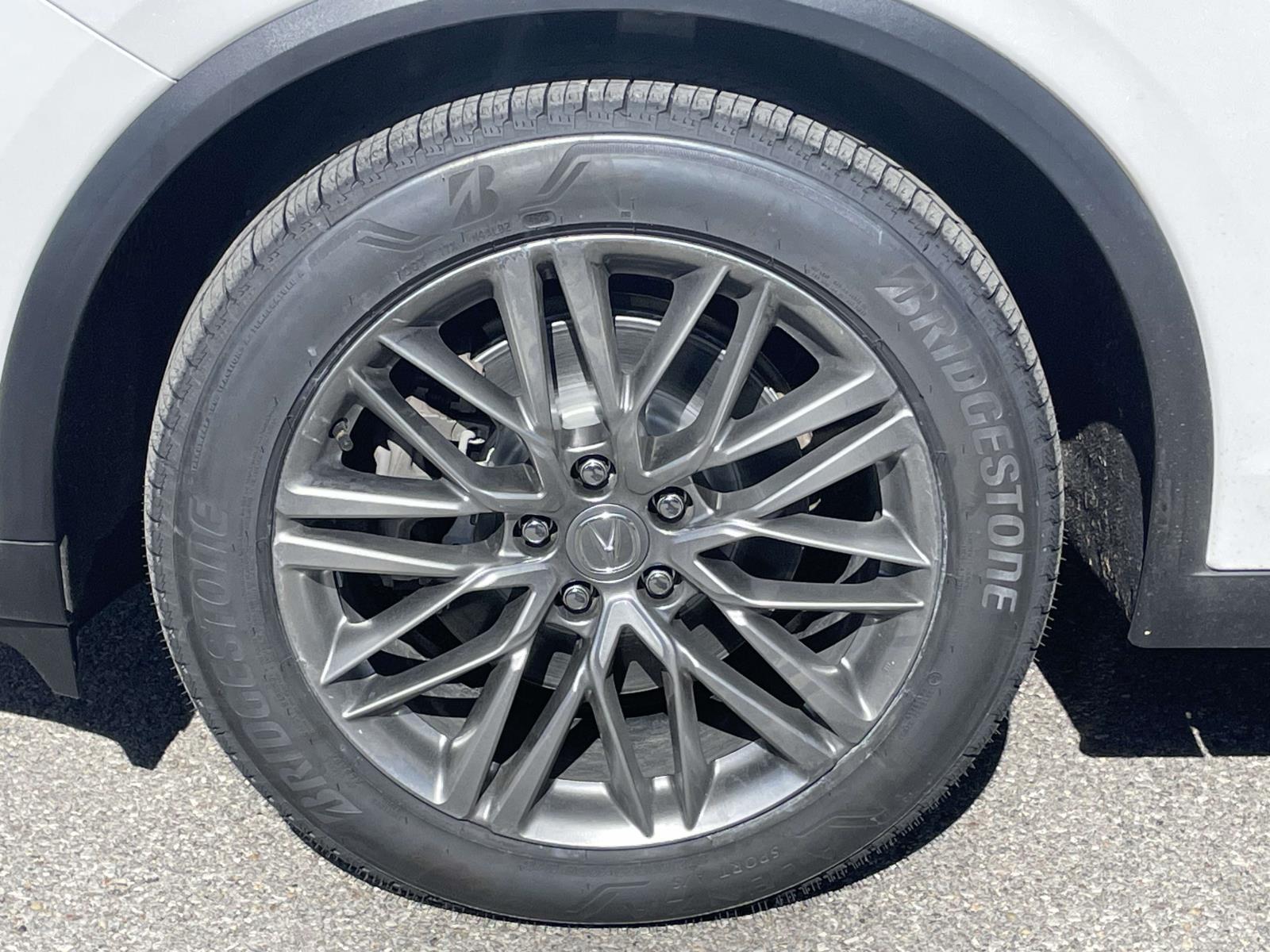 Thumbnail: 2023 Acura MDX - 10