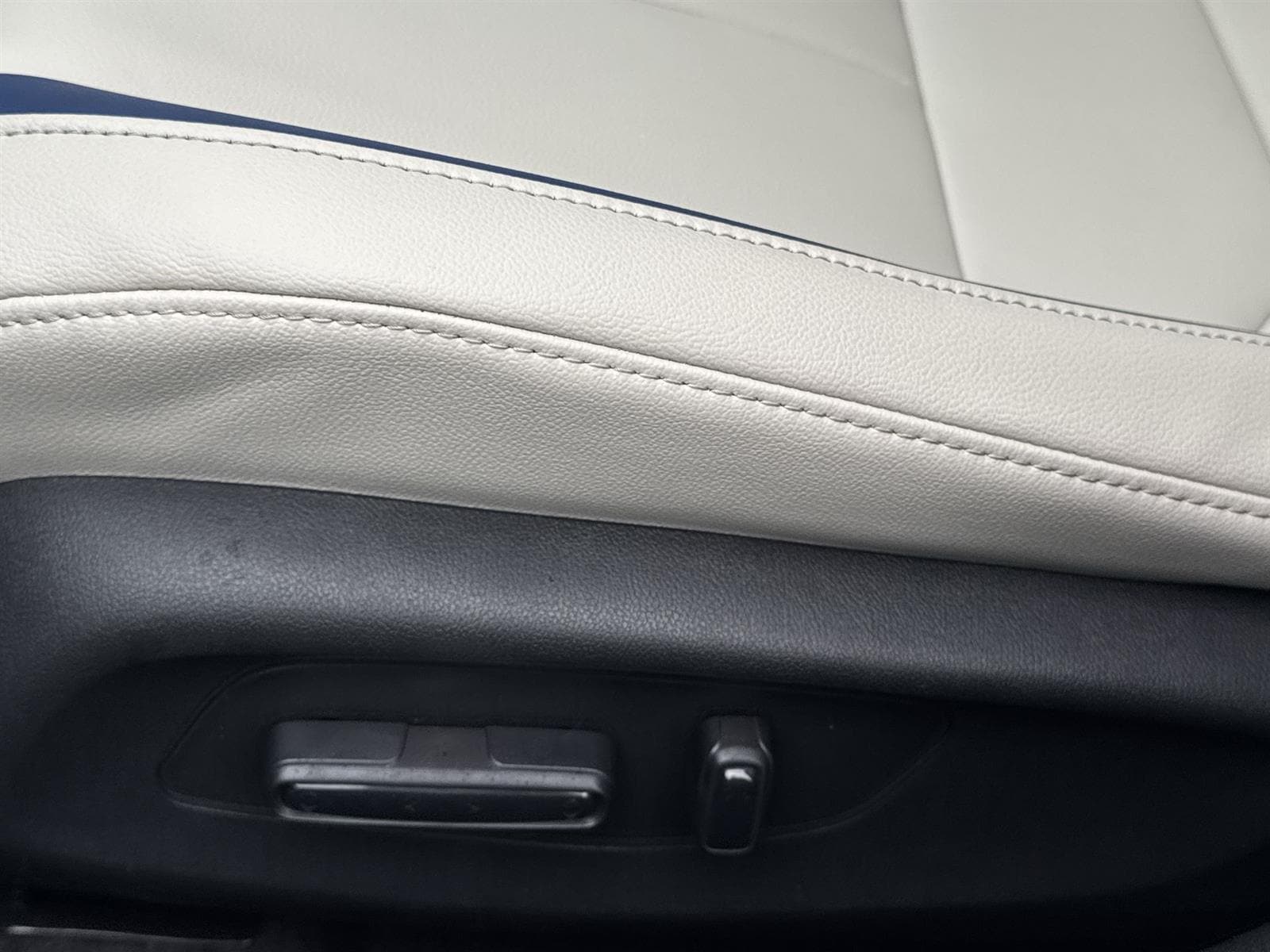 Thumbnail: 2026 Acura Integra - 12