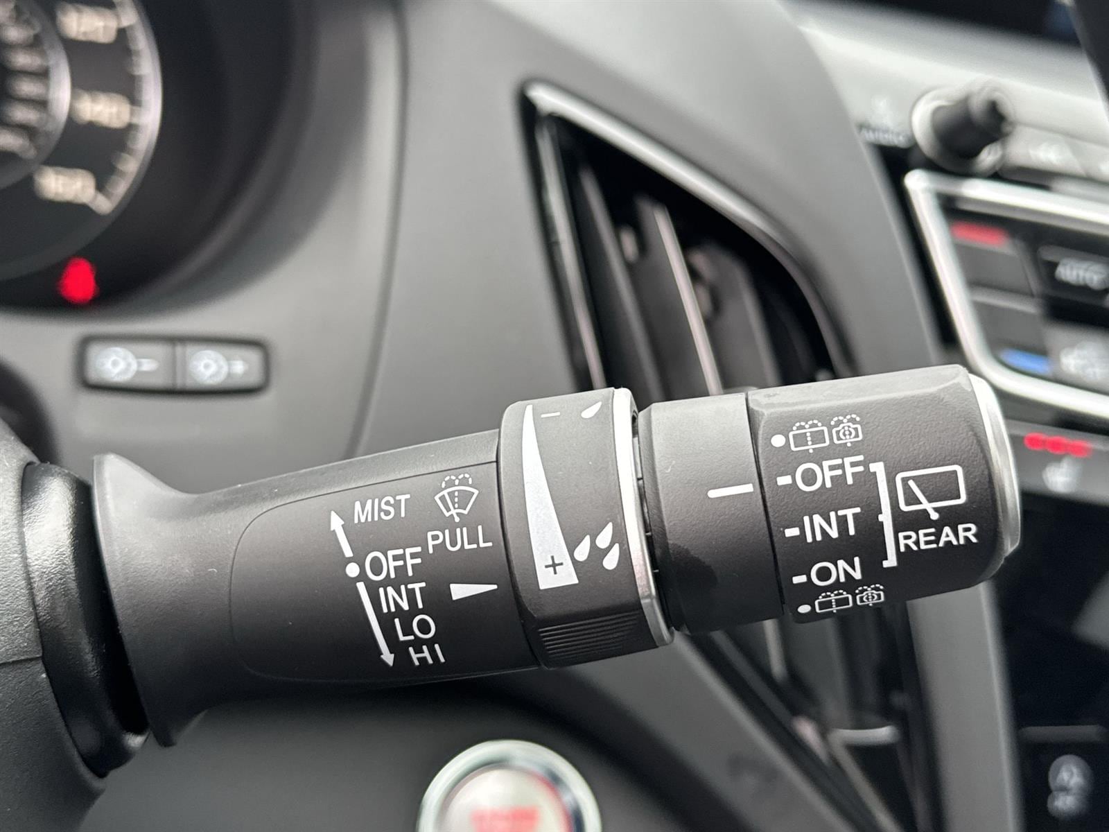 Thumbnail: 2026 Acura RDX - 21