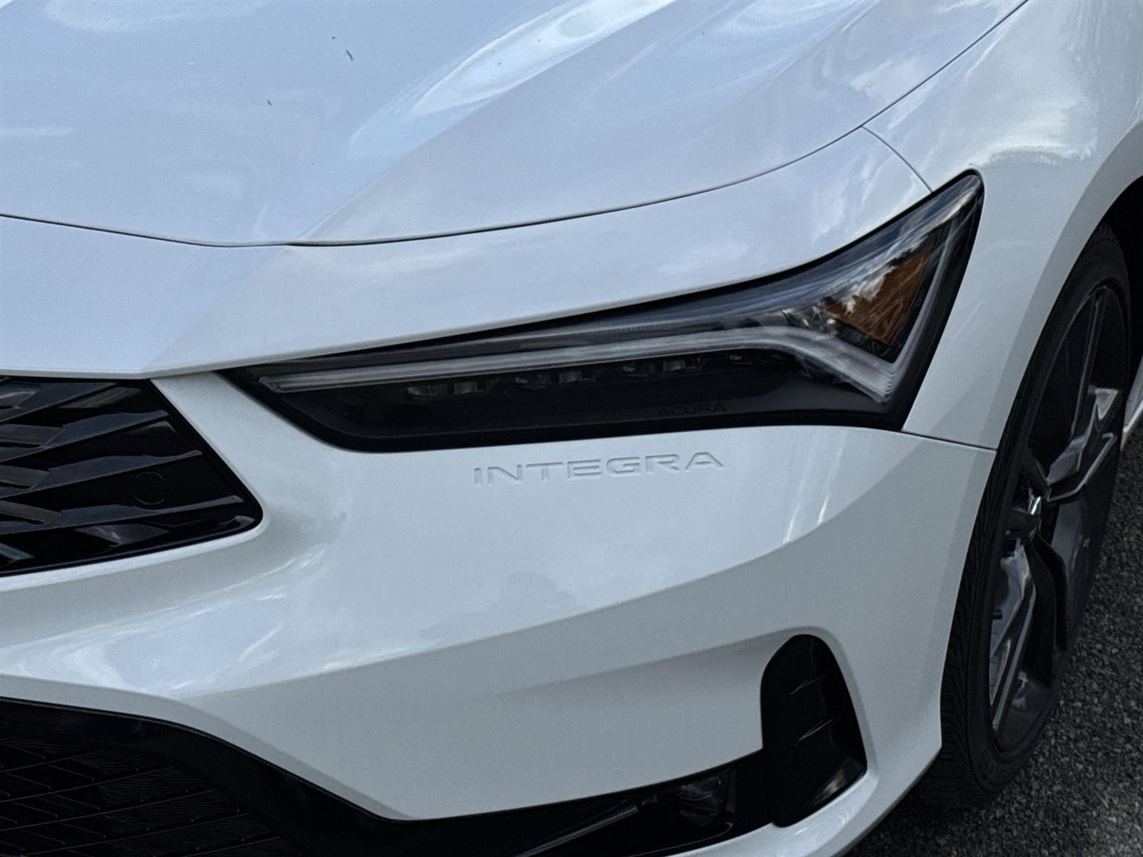Thumbnail: 2025 Acura Integra - 9