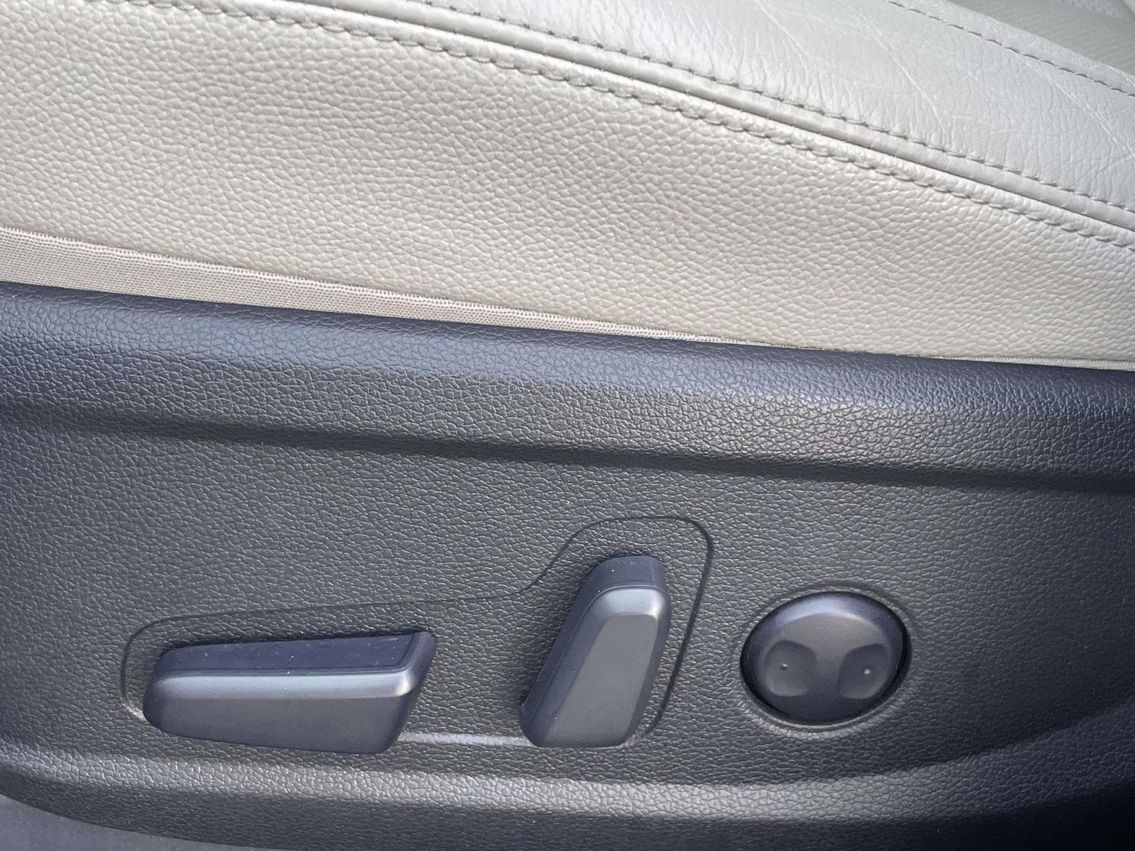 Thumbnail: 2022 Hyundai Palisade - 10