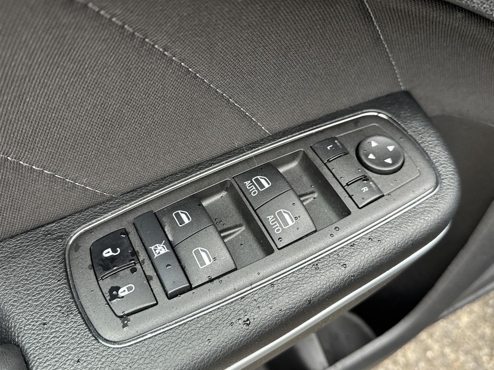 Thumbnail: 2022 Dodge Charger - 32