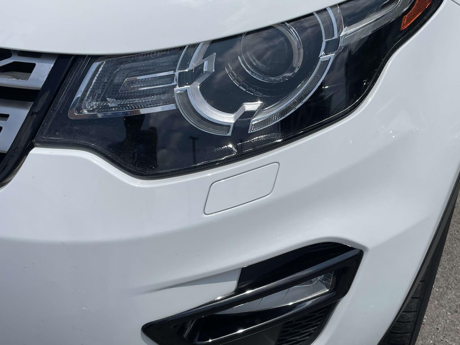Thumbnail: 2017 Land Rover Discovery Sport - 6