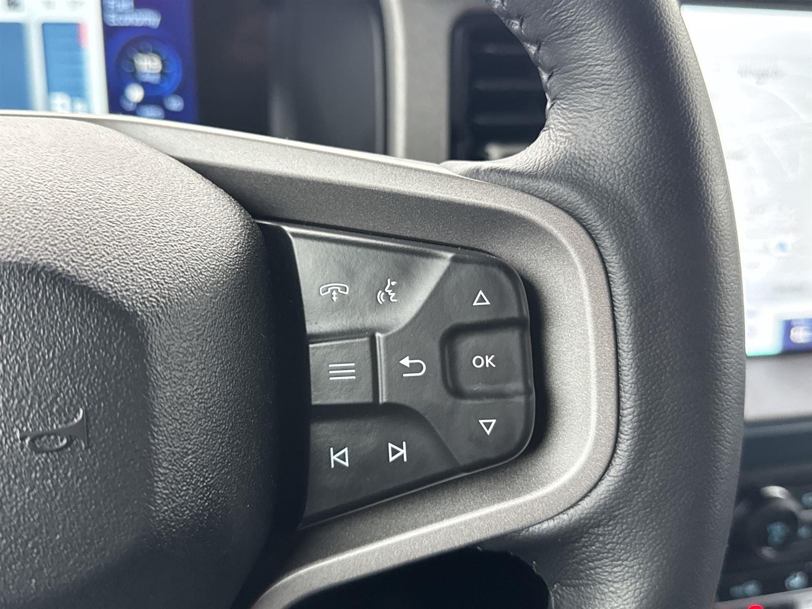 Thumbnail: 2024 Ford Bronco - 18