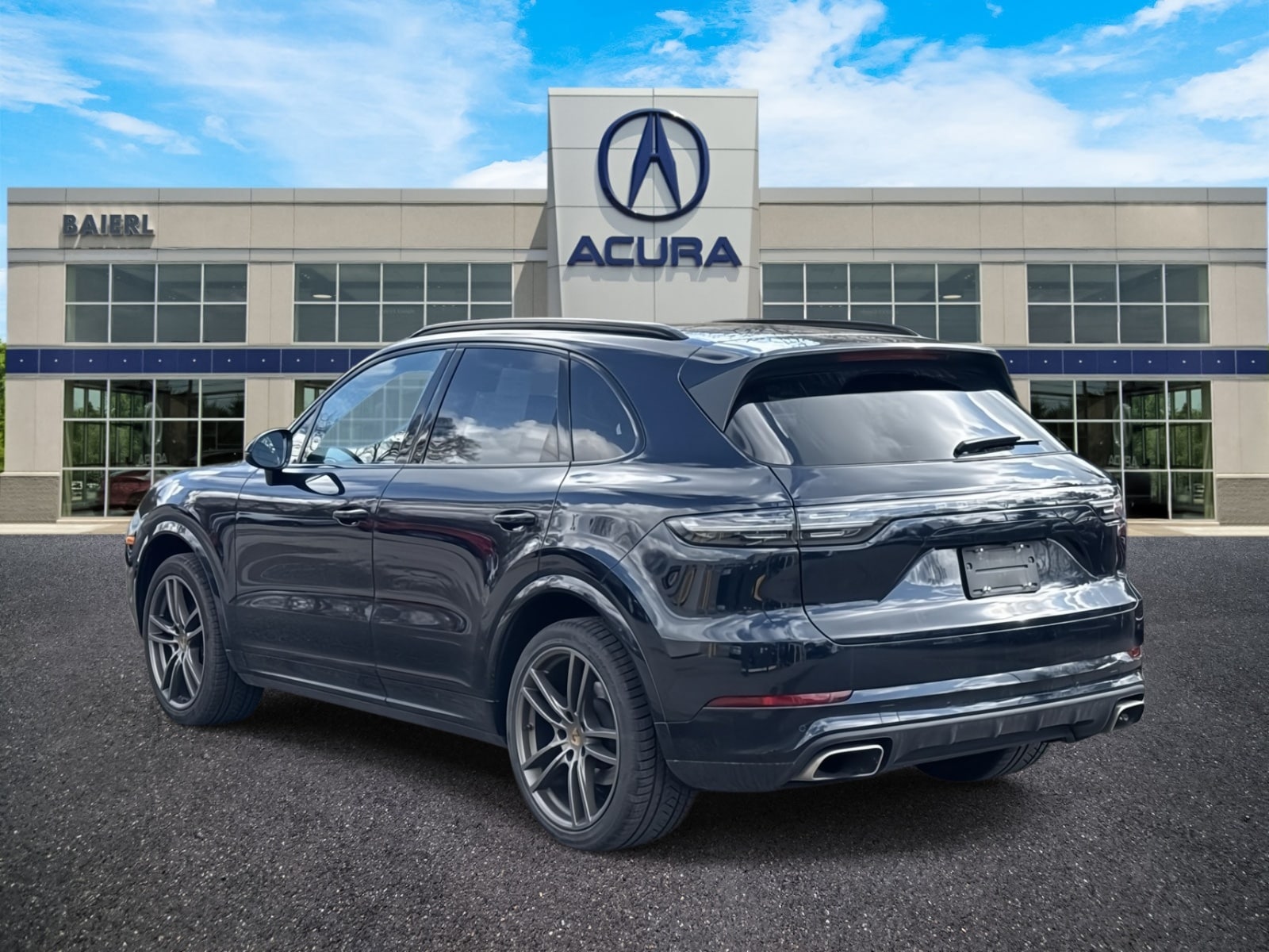 Thumbnail: 2019 Porsche Cayenne - 3