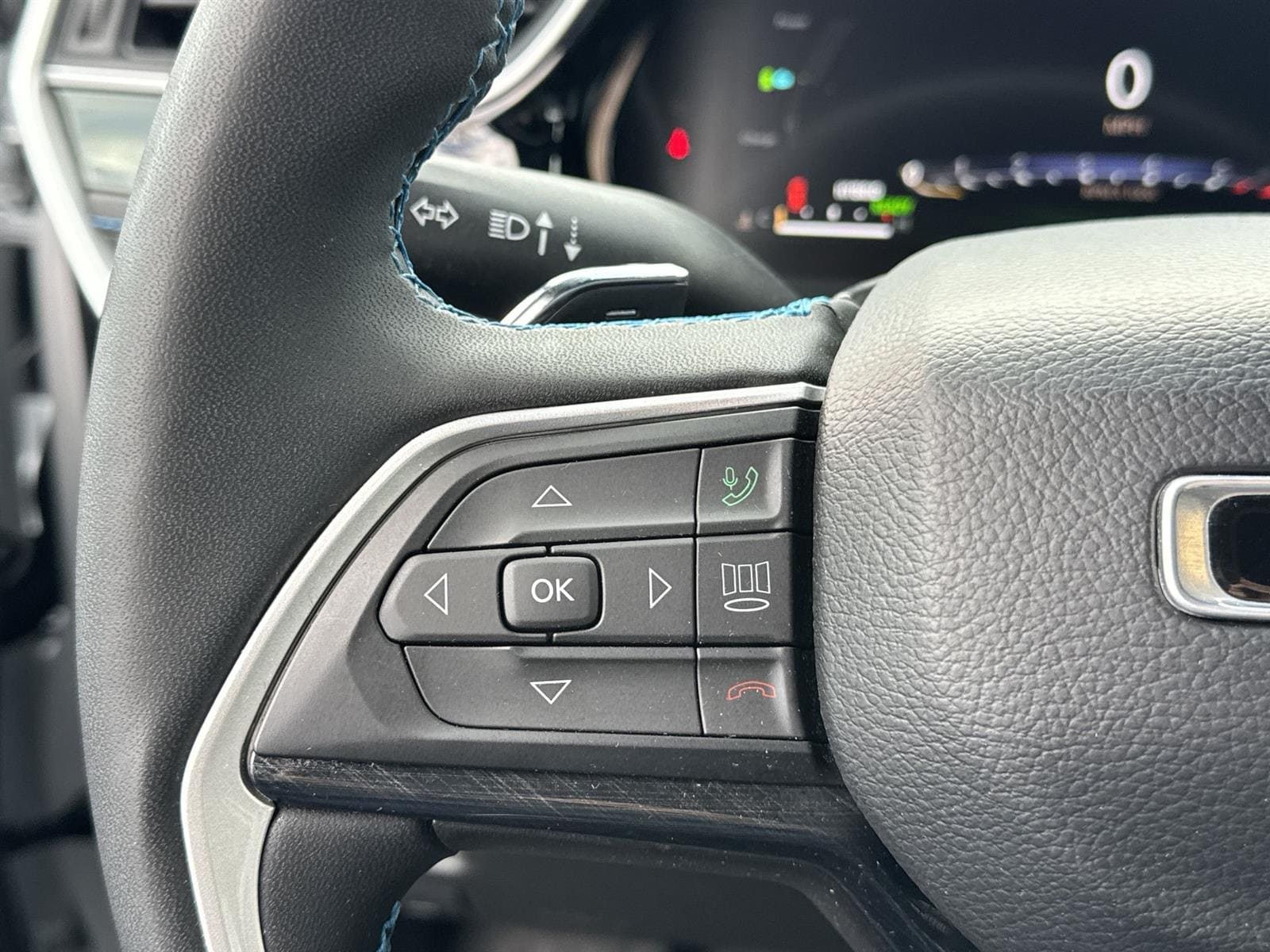 Thumbnail: 2023 Jeep Grand Cherokee - 19