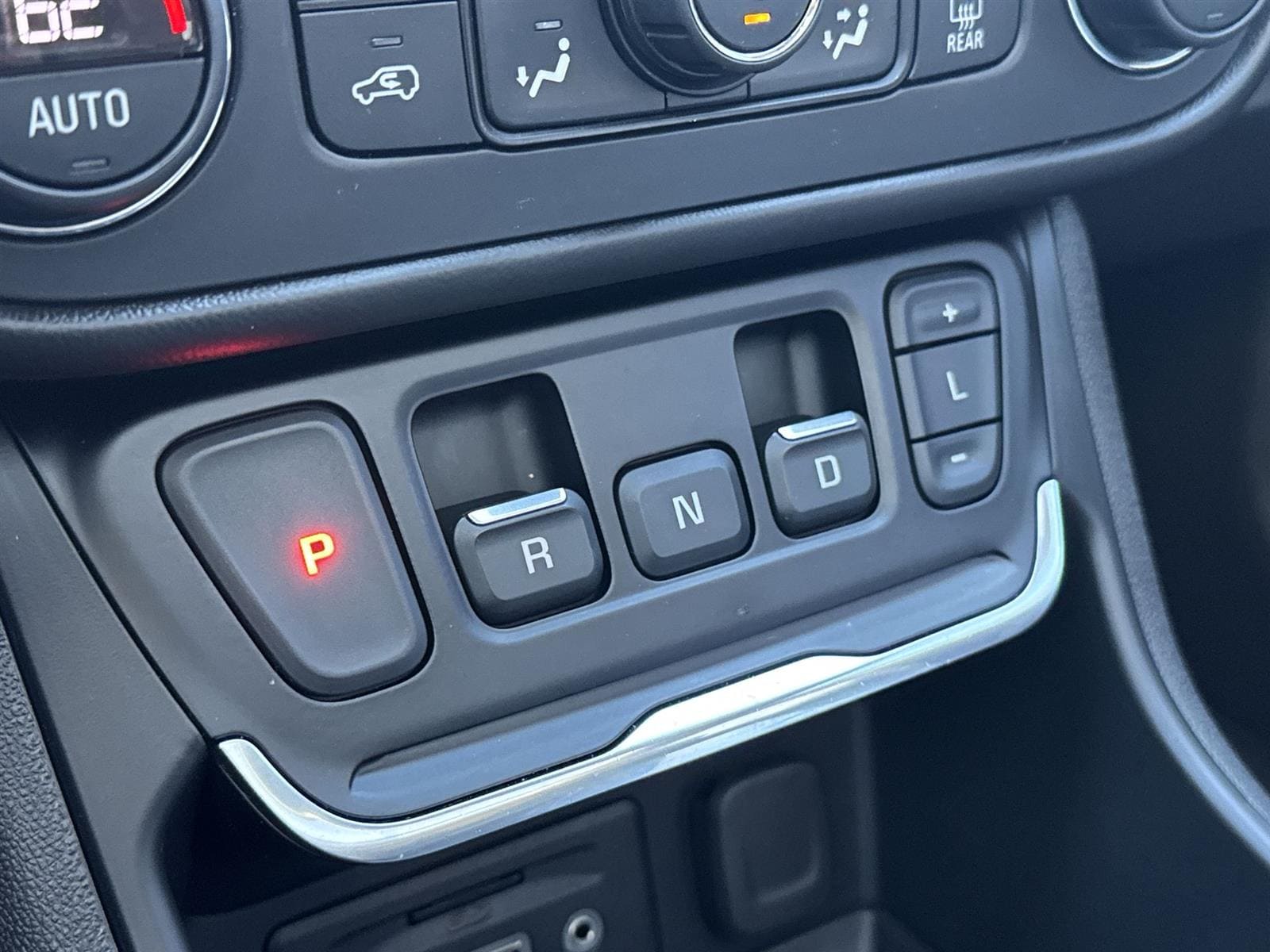 Thumbnail: 2021 GMC Terrain - 30