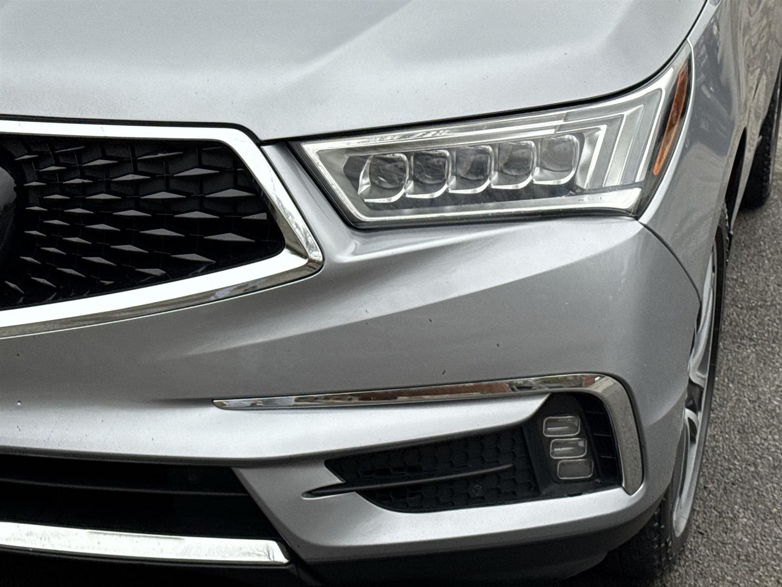 Thumbnail: 2017 Acura MDX - 9