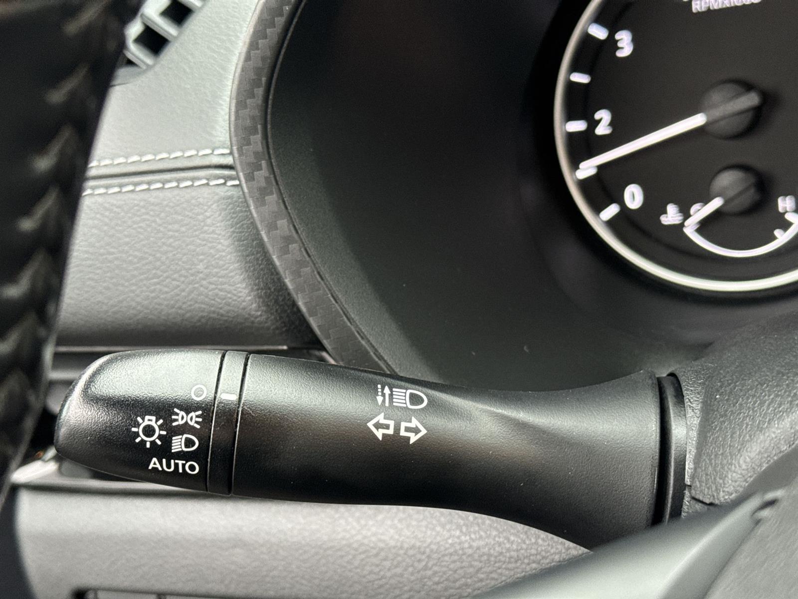 Thumbnail: 2022 Nissan Sentra - 21