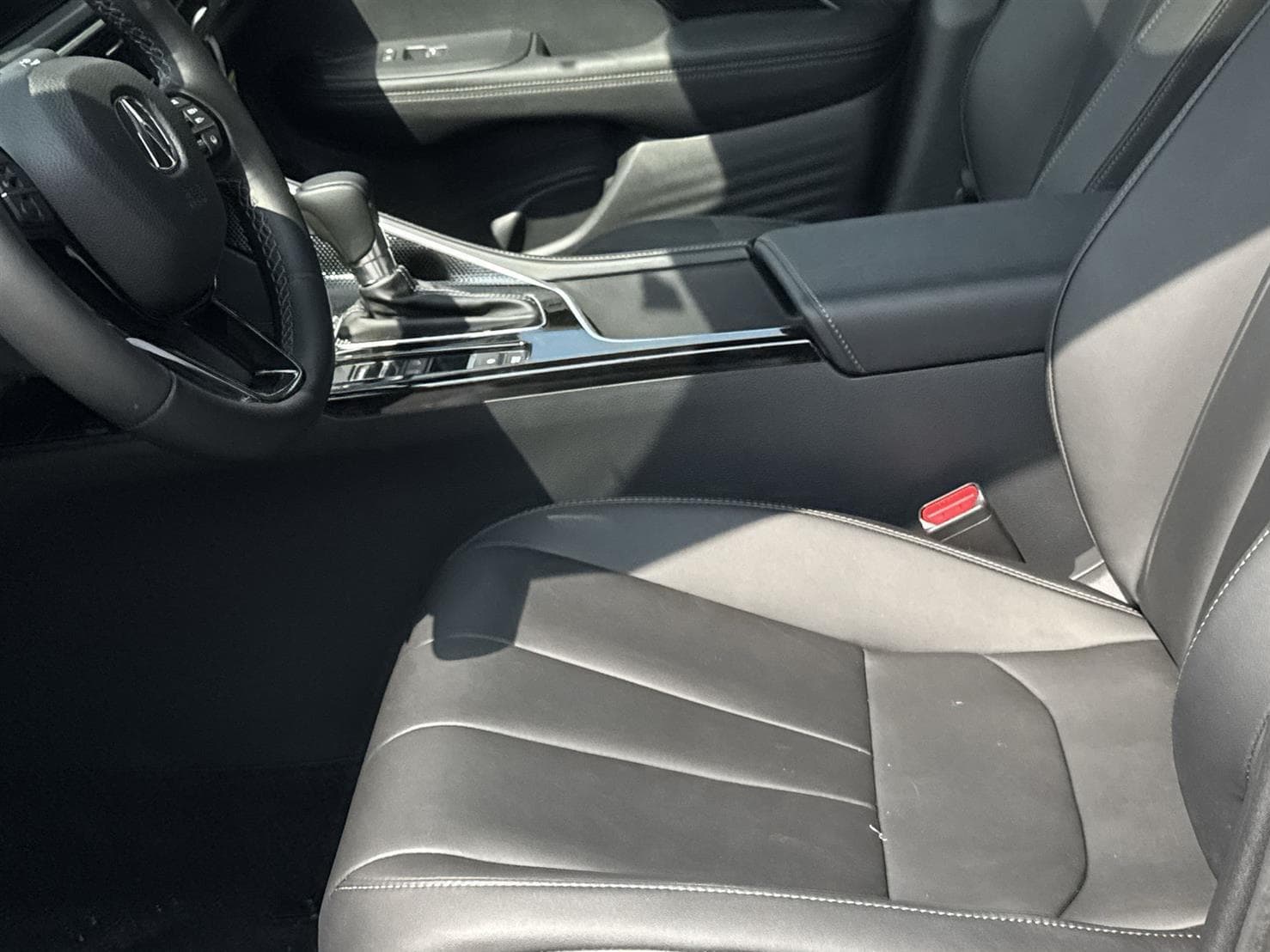 Thumbnail: 2025 Acura ADX - 11