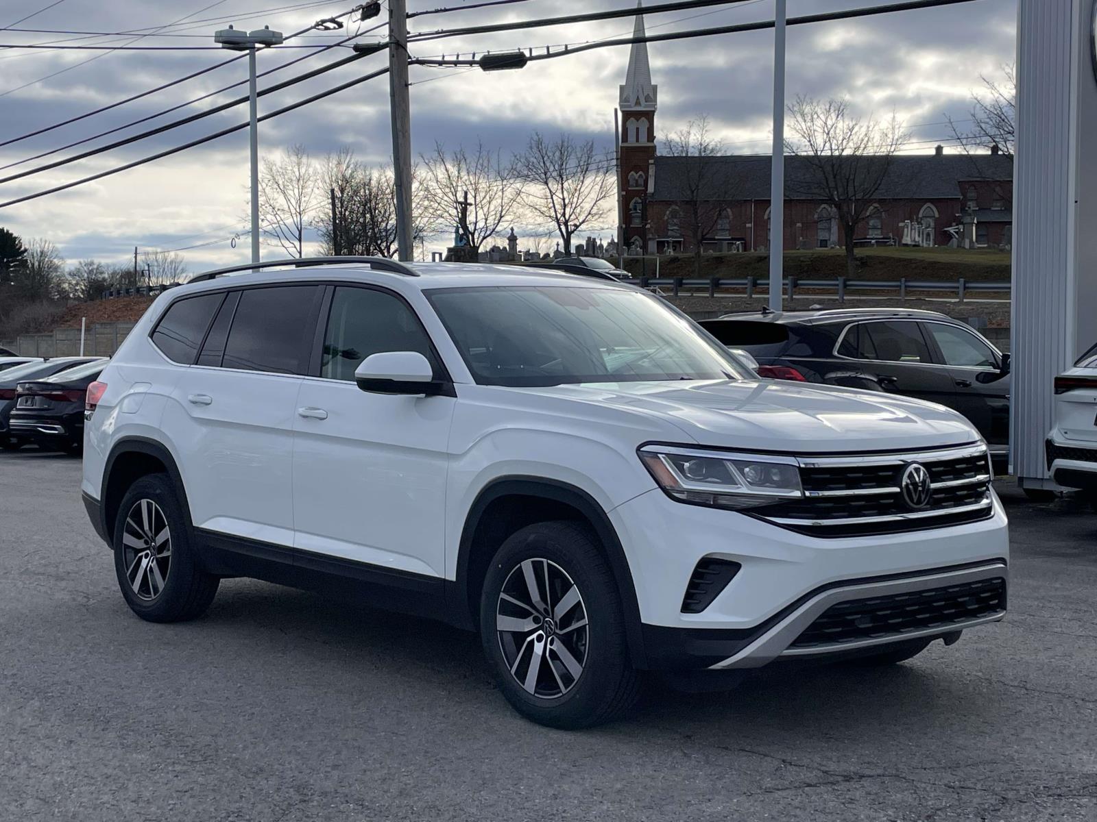 Thumbnail: 2023 Kia Seltos - 33