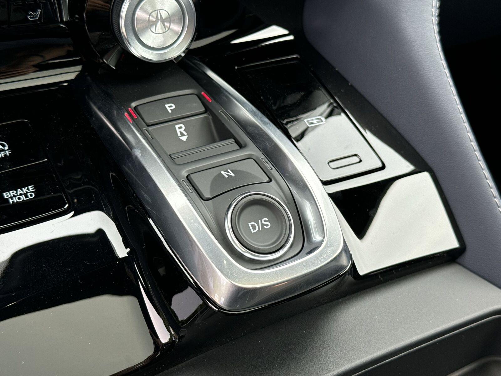 2025 Acura MDX Advance 32