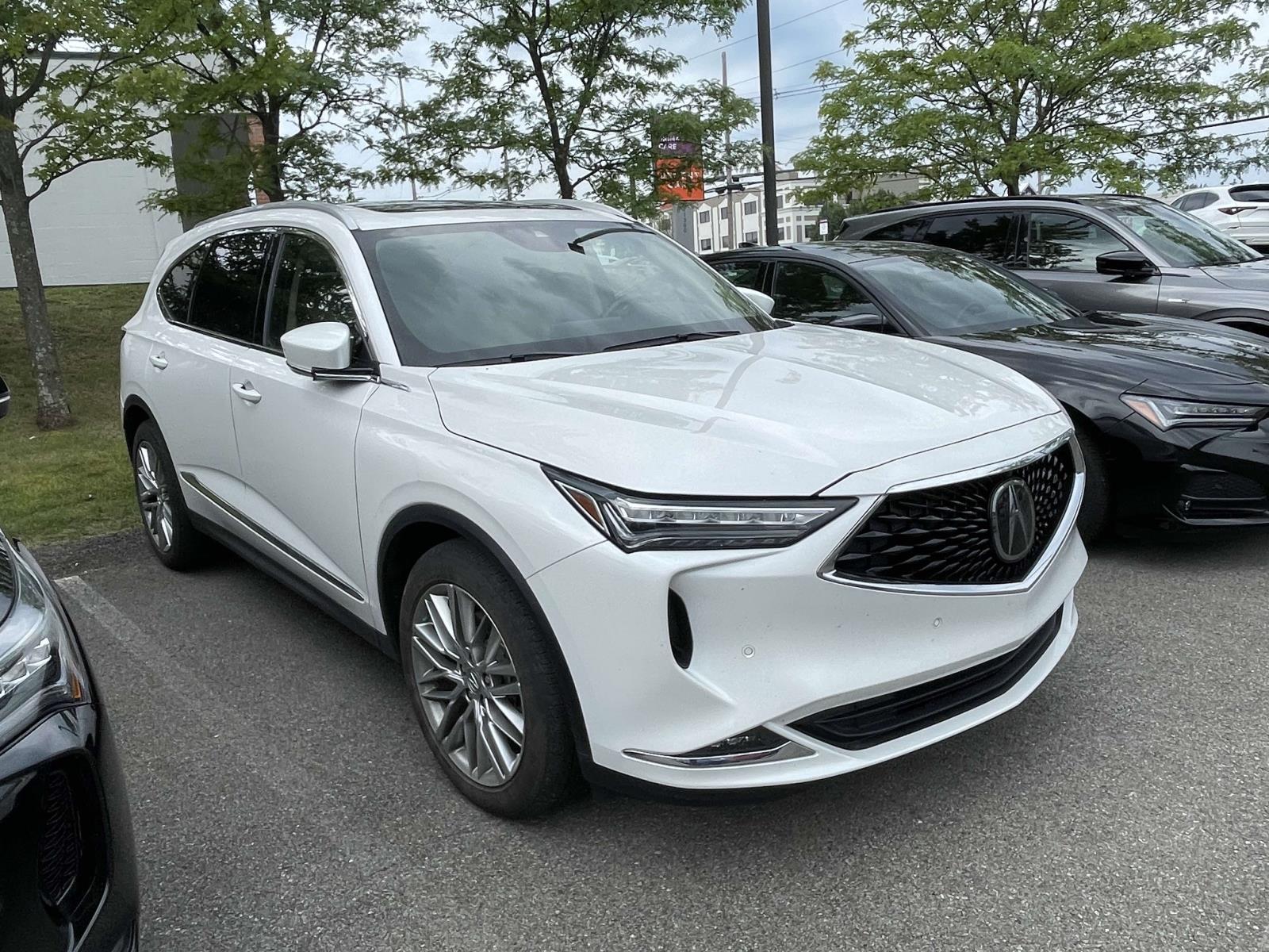Thumbnail: 2023 Acura MDX - 3