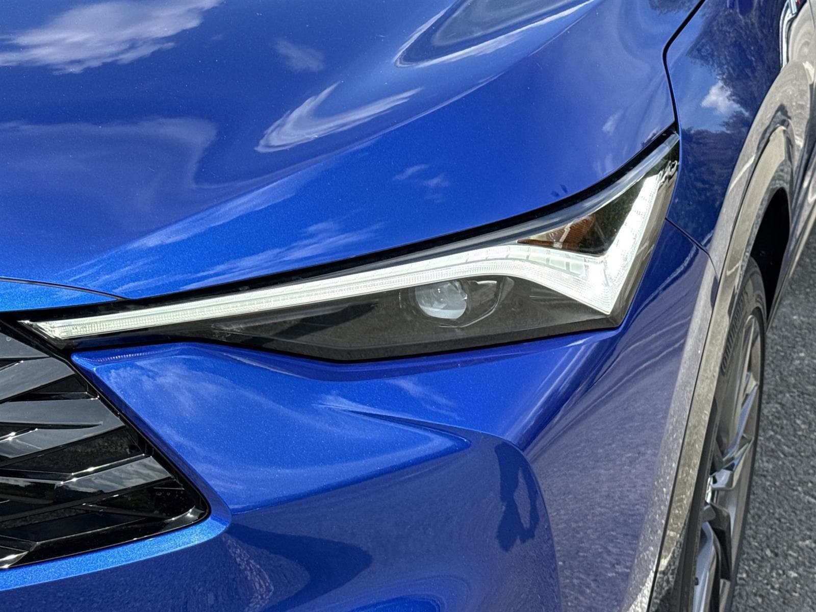 Thumbnail: 2025 Acura ADX - 9