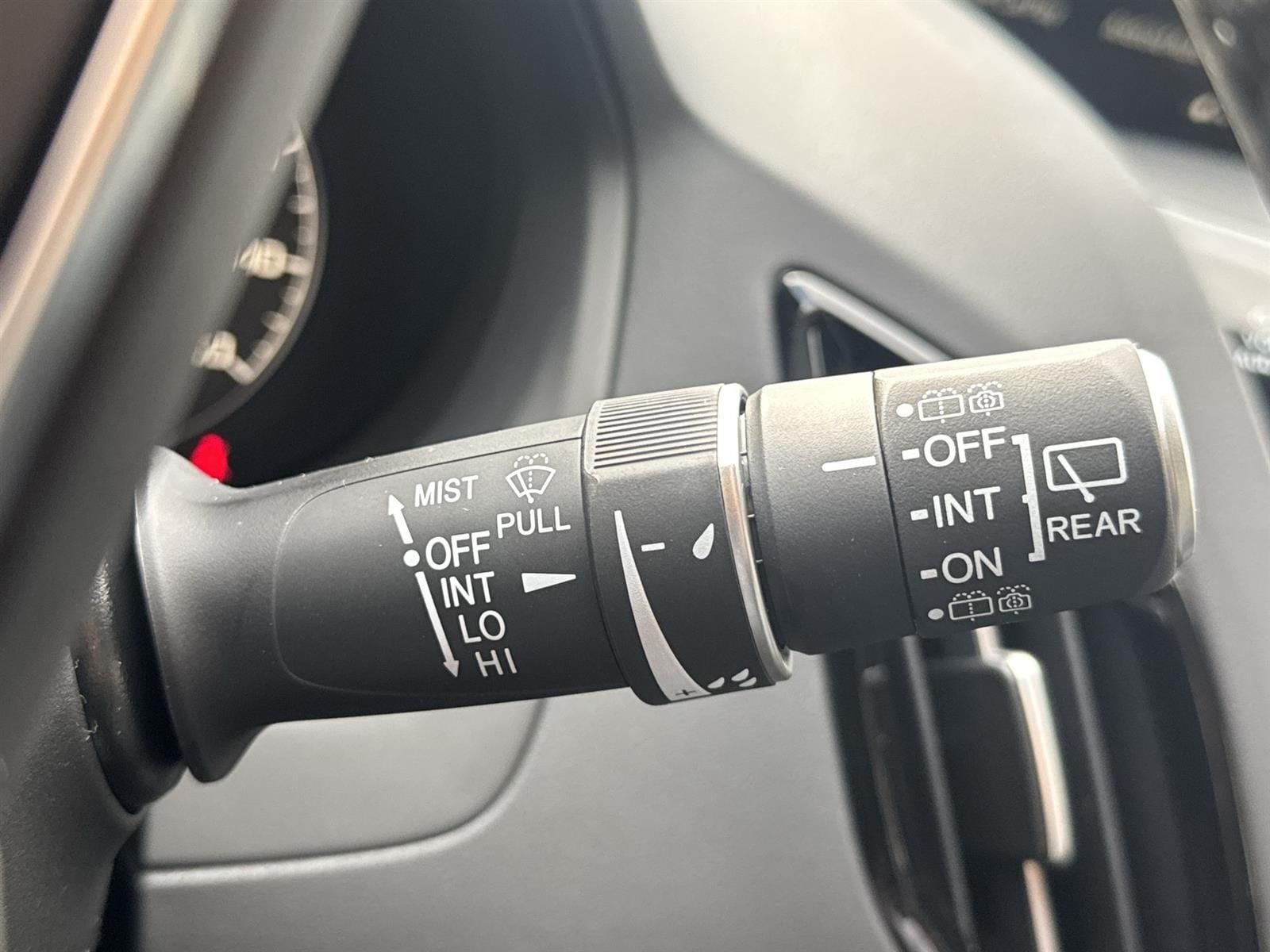 Thumbnail: 2026 Acura RDX - 21