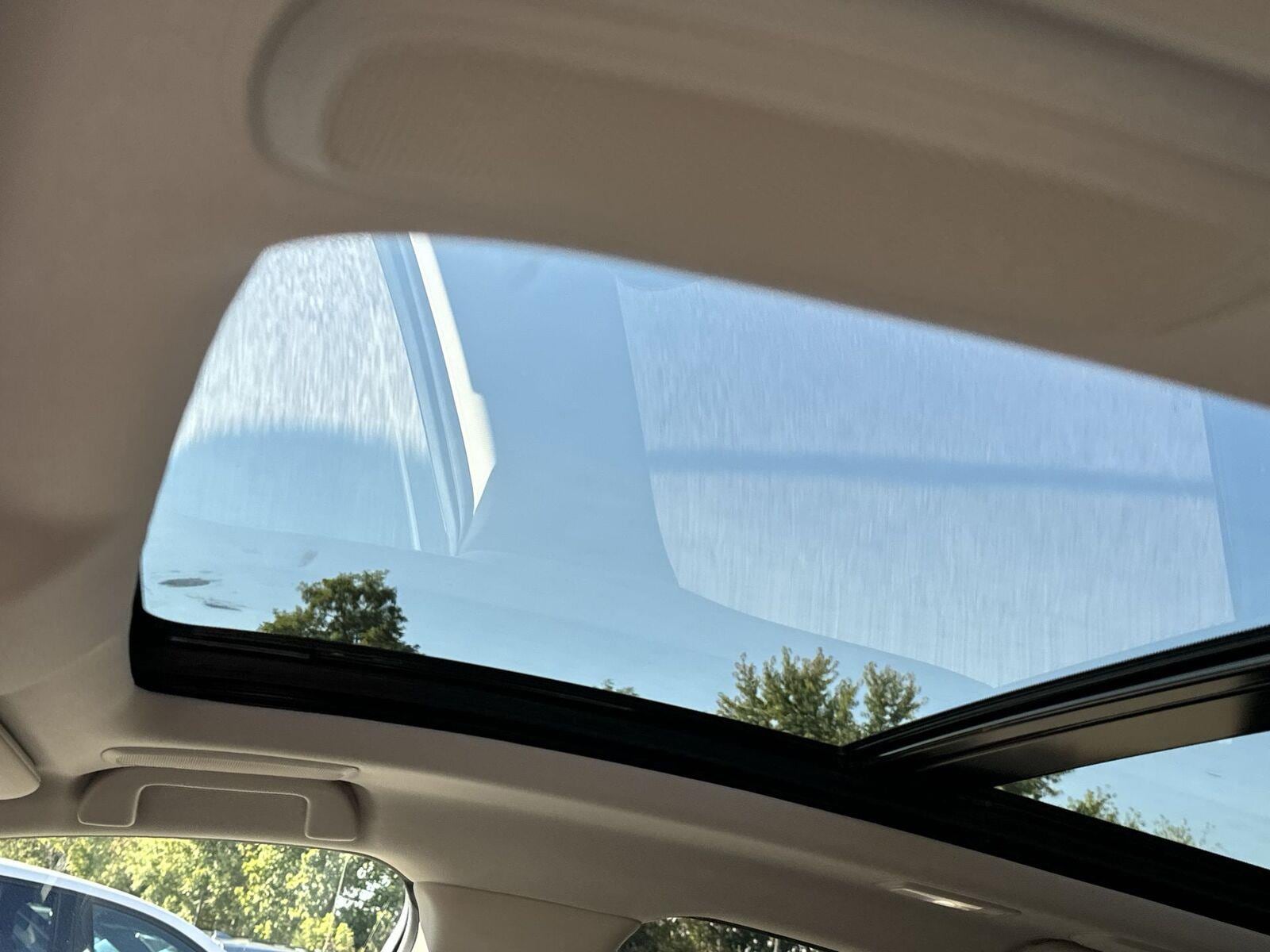 Thumbnail: 2026 Acura RDX - 16