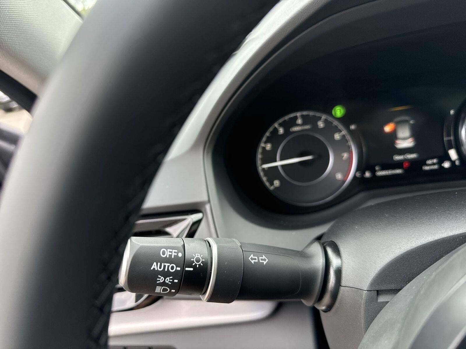 Thumbnail: 2026 Acura RDX - 24