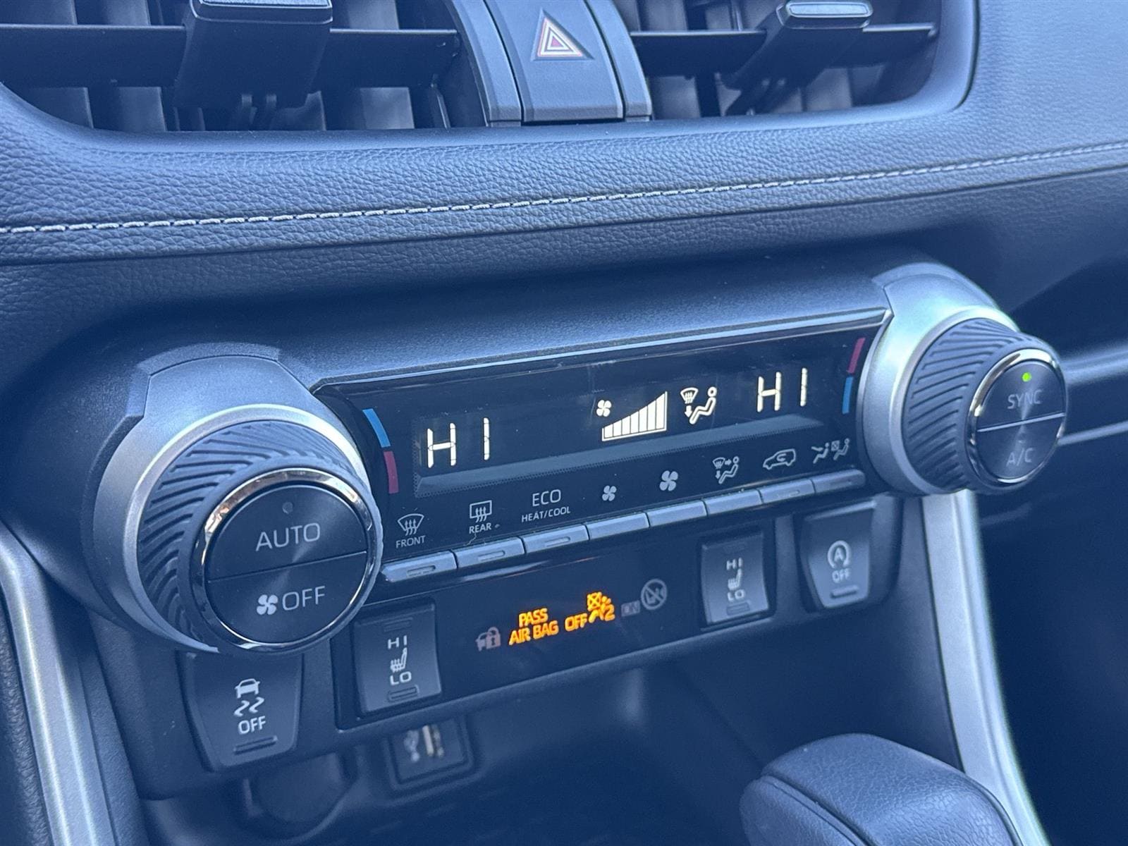 Thumbnail: 2023 Toyota RAV4 - 31