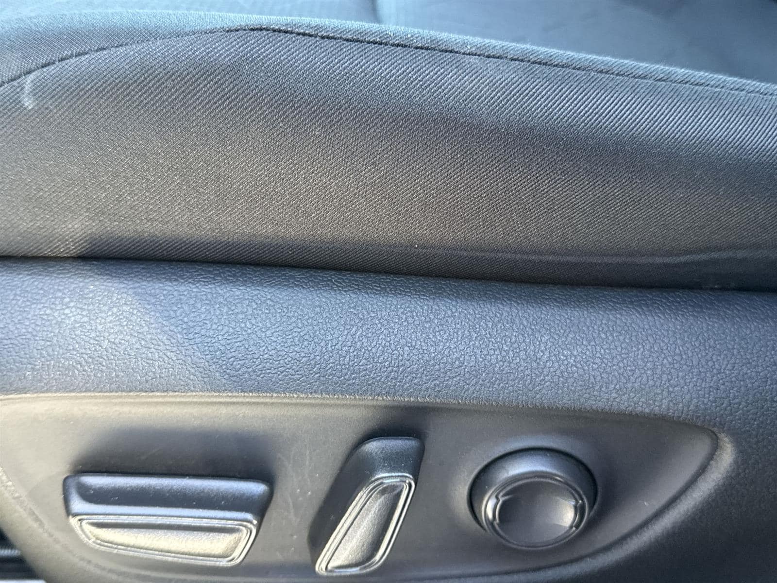 Thumbnail: 2023 Toyota RAV4 - 13