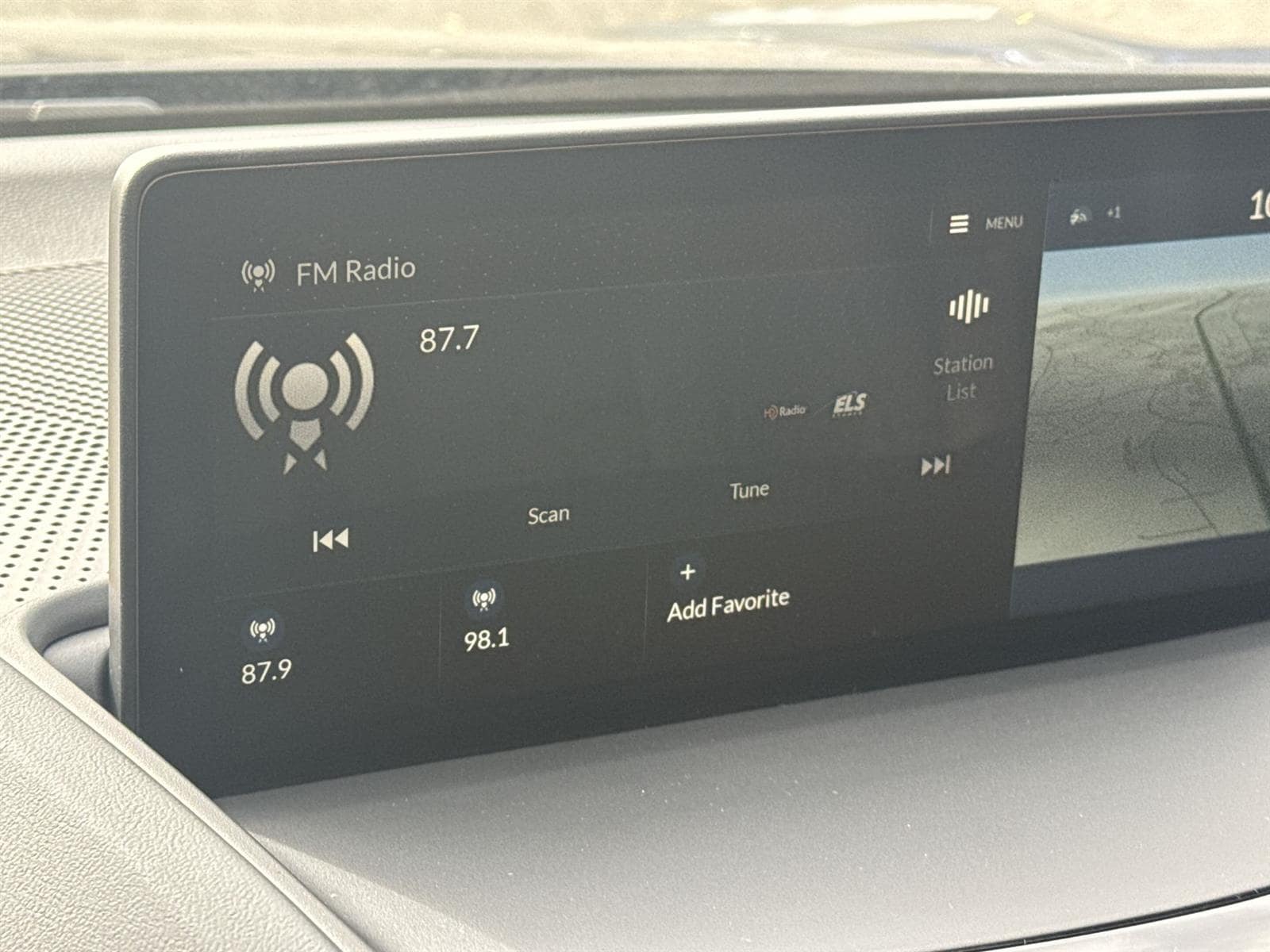 Thumbnail: 2026 Acura RDX - 25