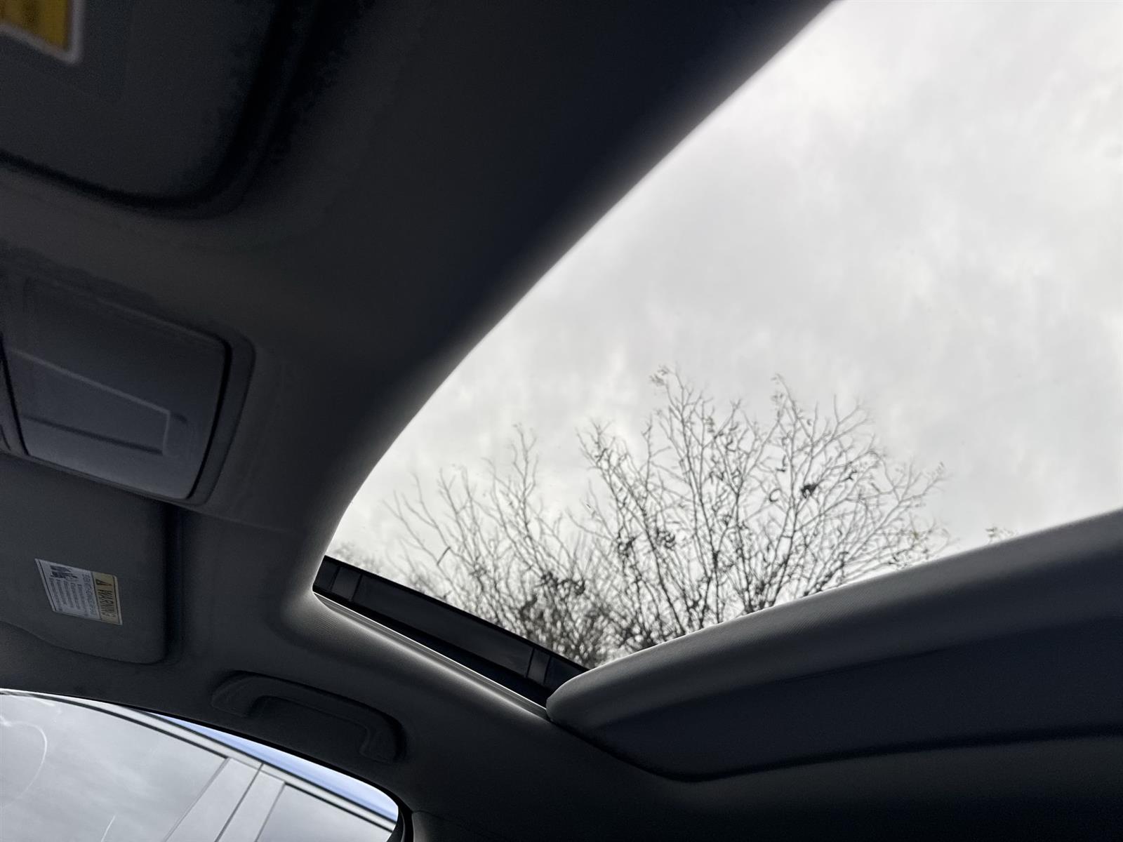 Thumbnail: 2019 Acura MDX - 15