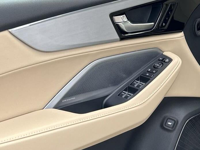 Thumbnail: 2026 Acura MDX - 12