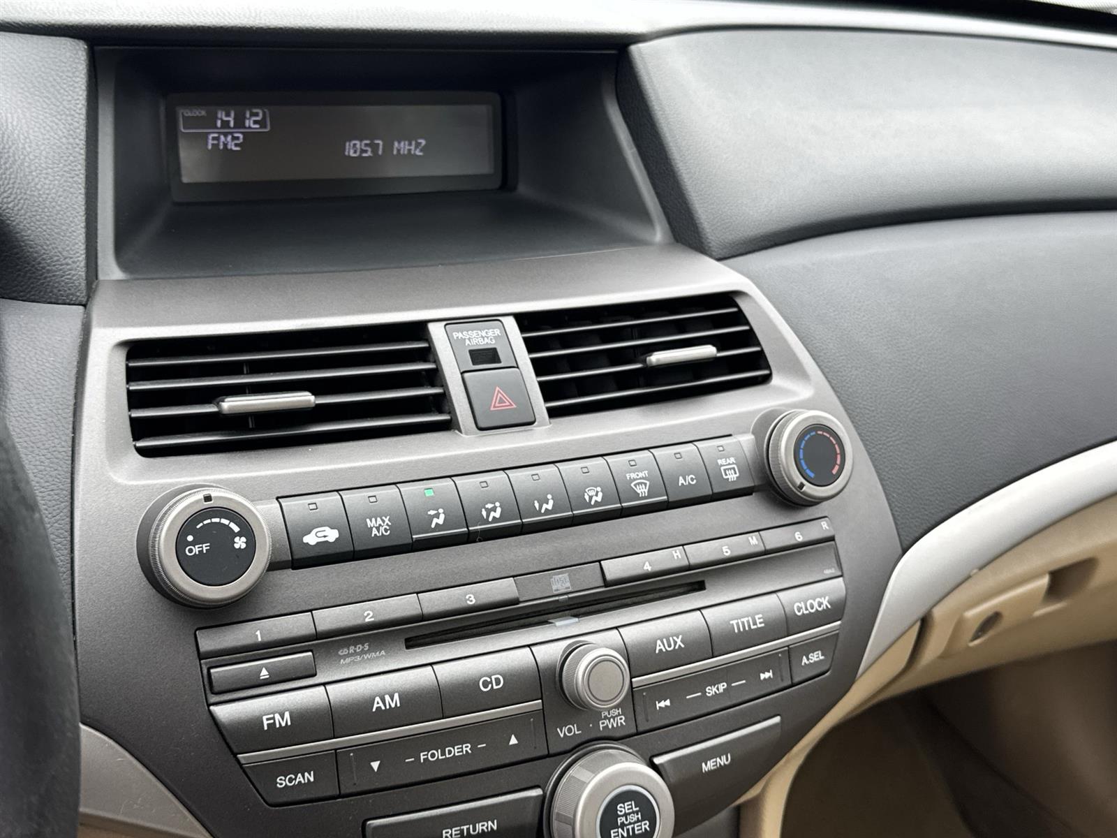 Thumbnail: 2012 Honda Accord - 23