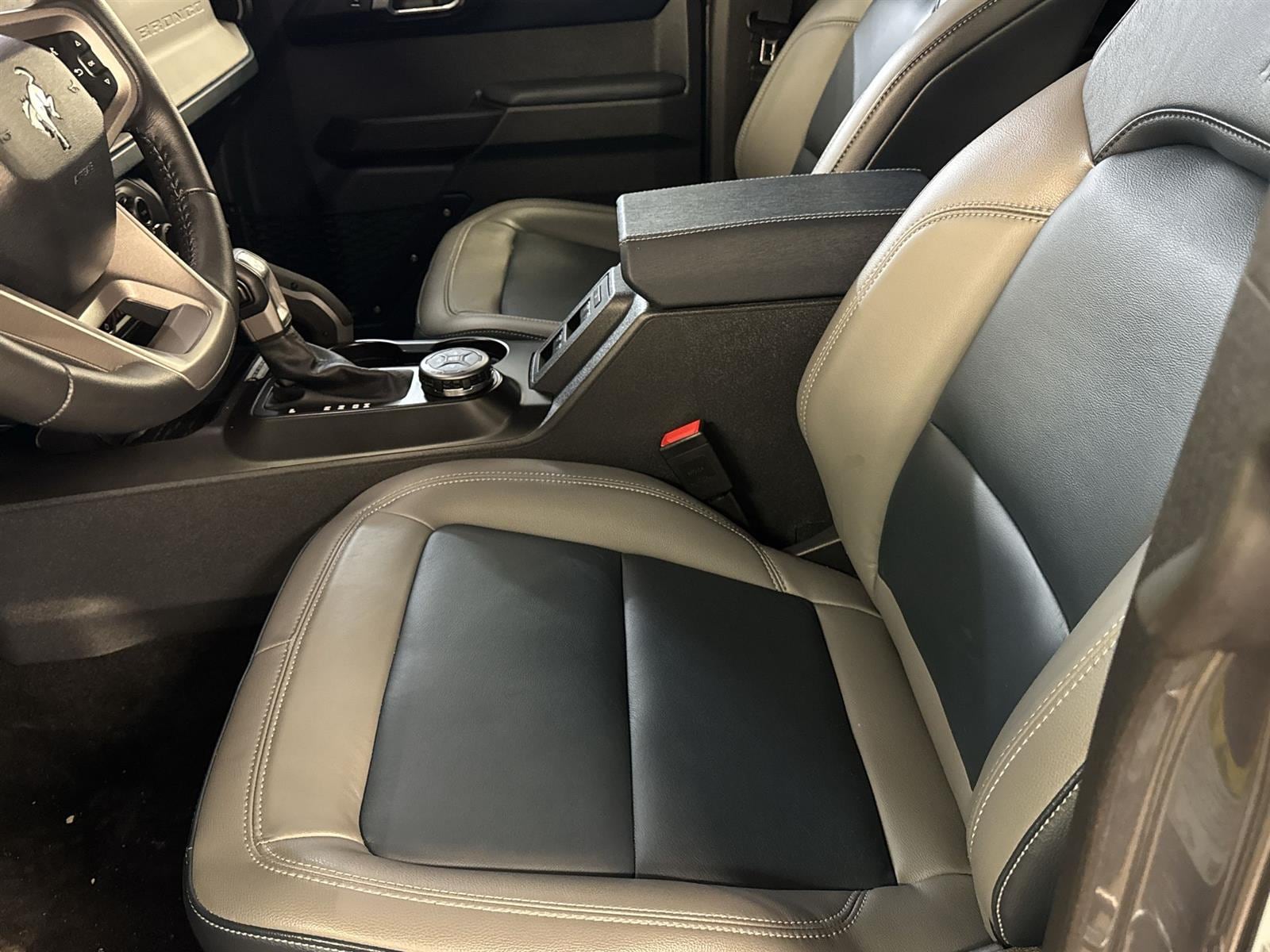 Thumbnail: 2024 Ford Bronco - 11