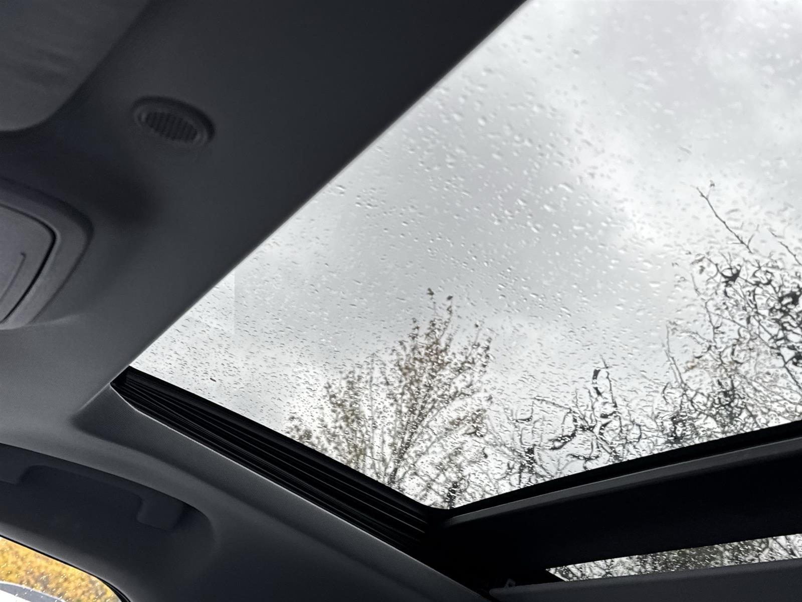 Thumbnail: 2022 Ford Explorer - 13