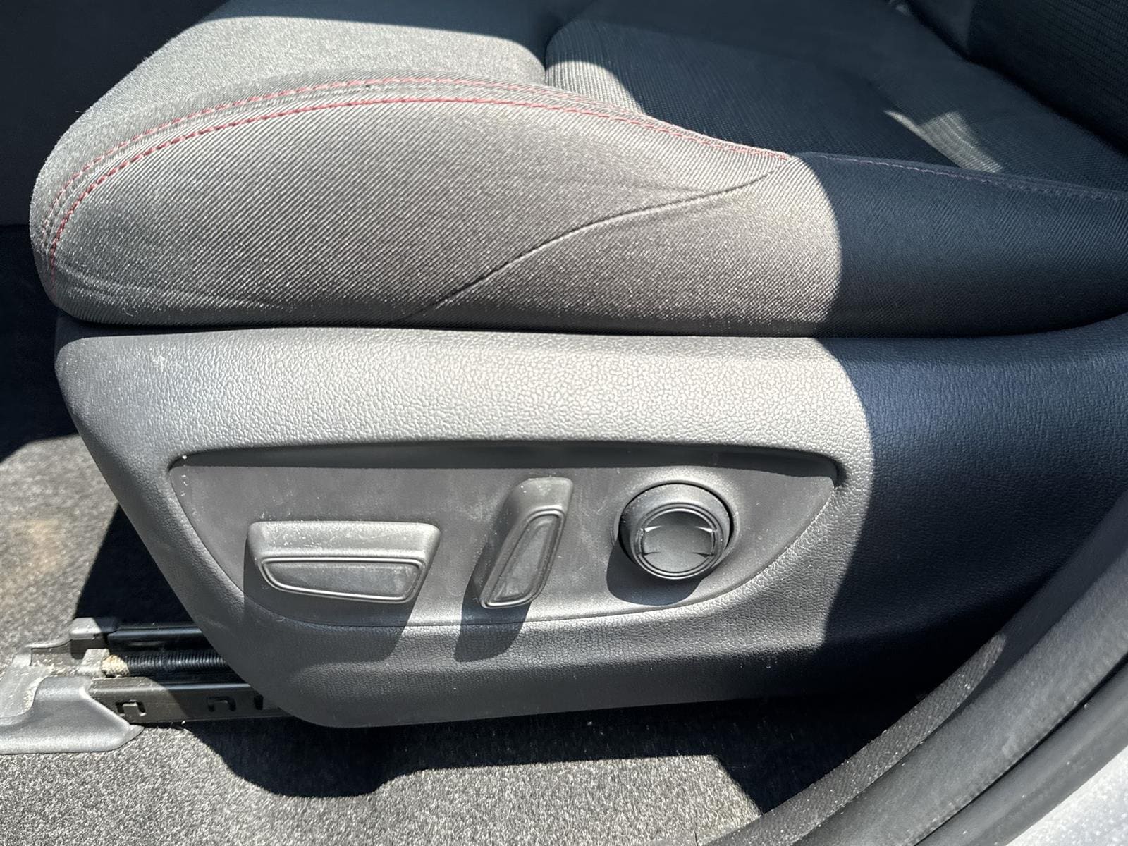 2021 Toyota RAV4 Prime SE 13