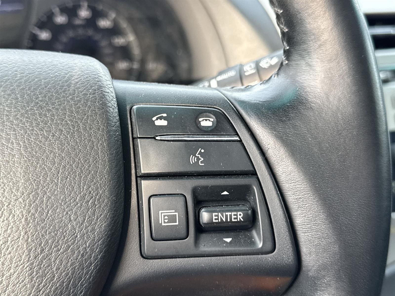 Thumbnail: 2011 Lexus RX - 20