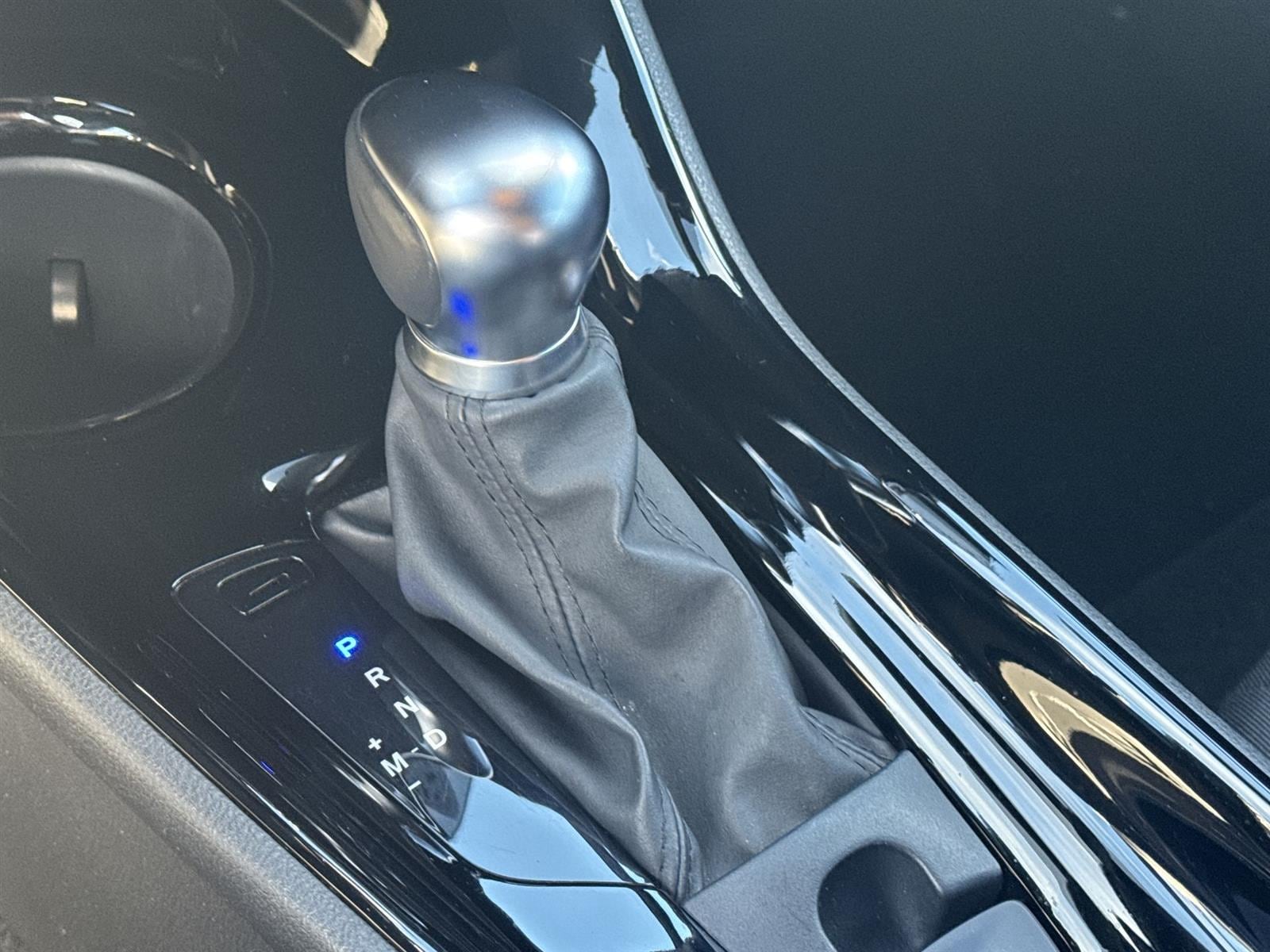 Thumbnail: 2021 Toyota C-HR - 25