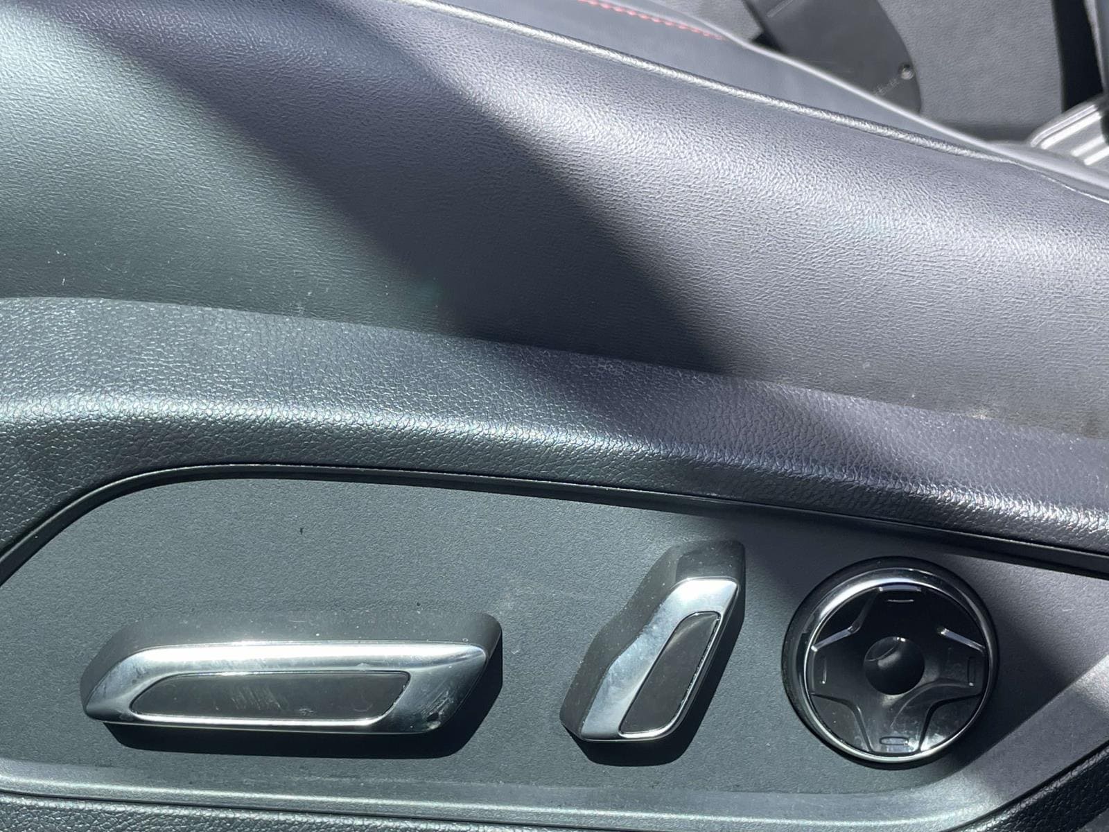 Thumbnail: 2023 Acura TLX - 12