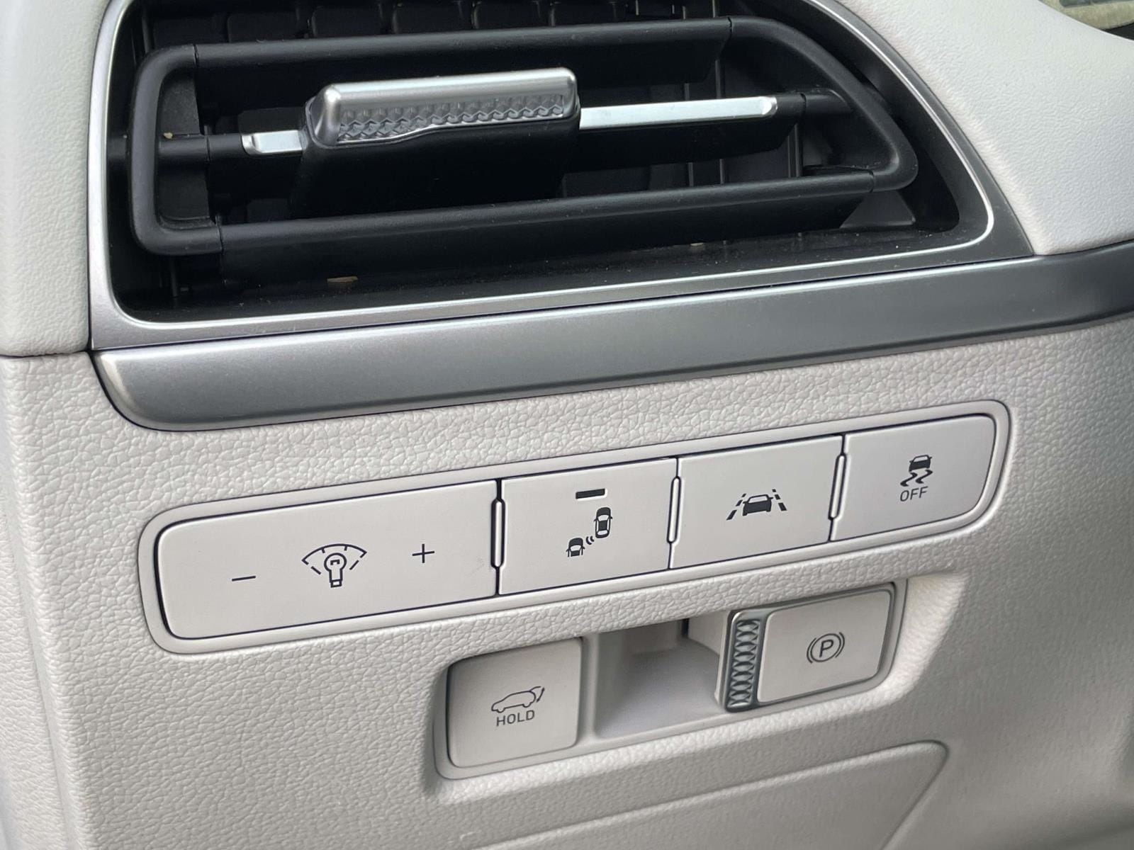 Thumbnail: 2022 Hyundai Palisade - 14