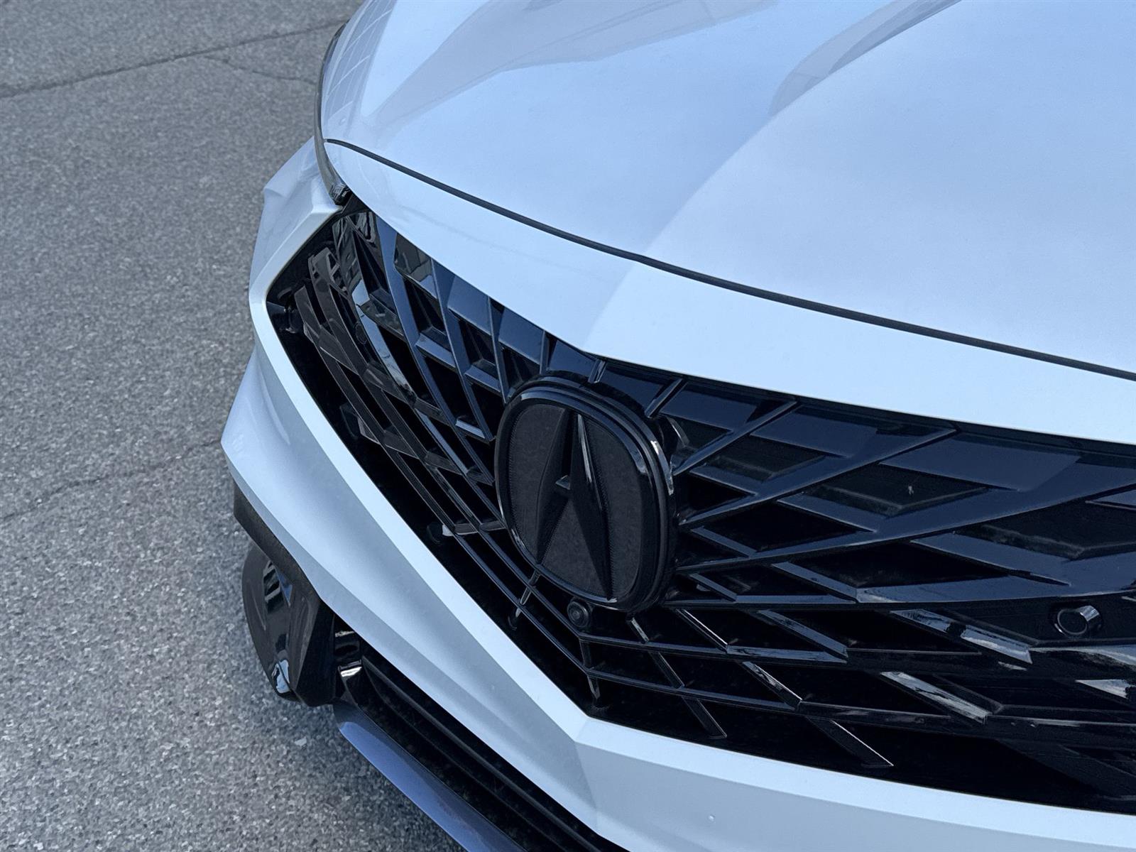 Thumbnail: 2025 Acura ADX - 10