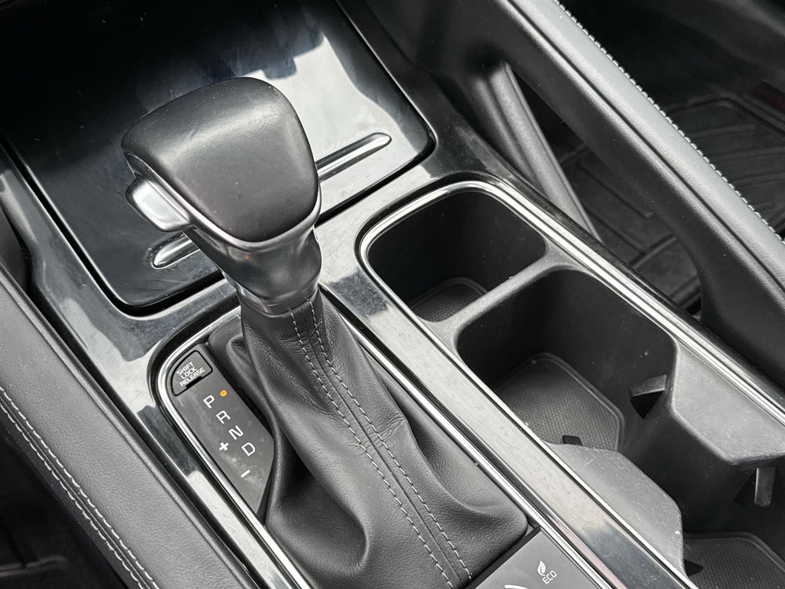 Thumbnail: 2021 Kia Telluride - 29