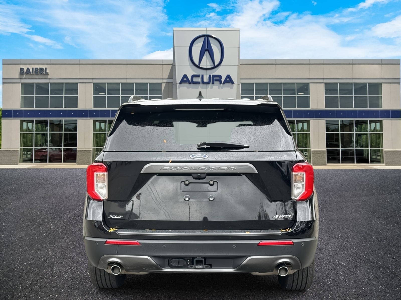 Thumbnail: 2022 Ford Explorer - 4