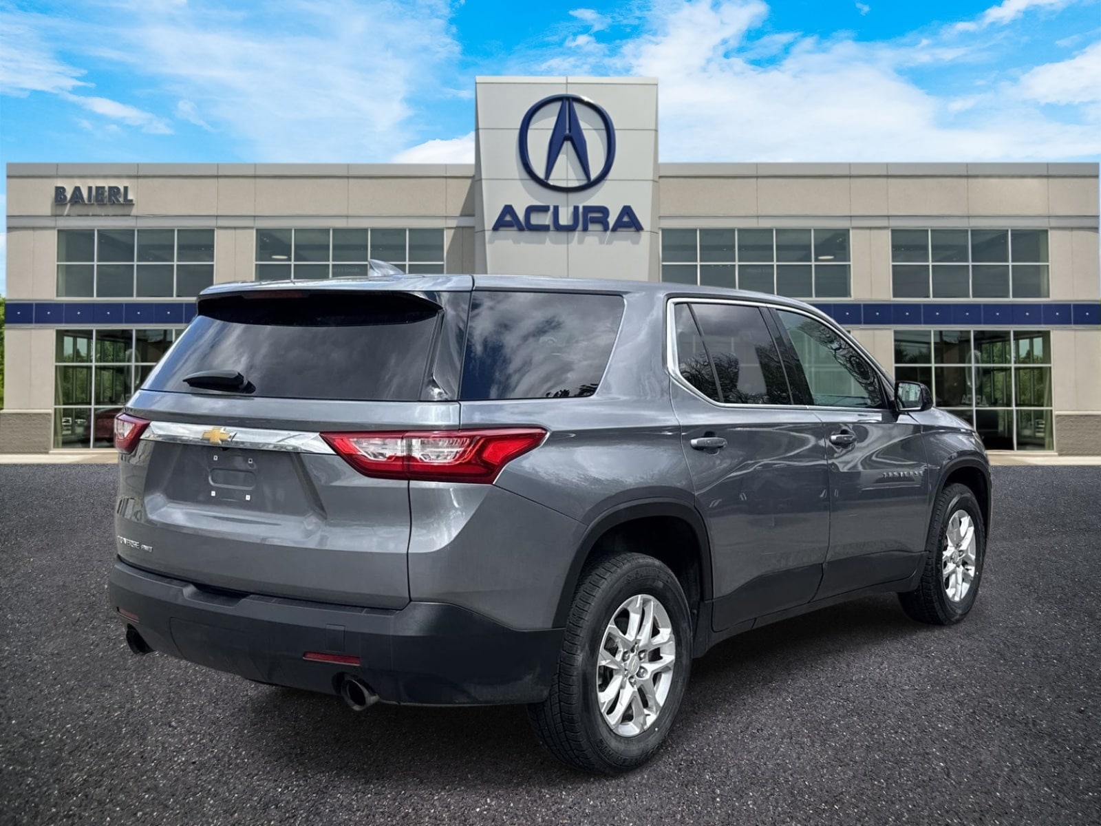 Thumbnail: 2018 Chevrolet Traverse - 5