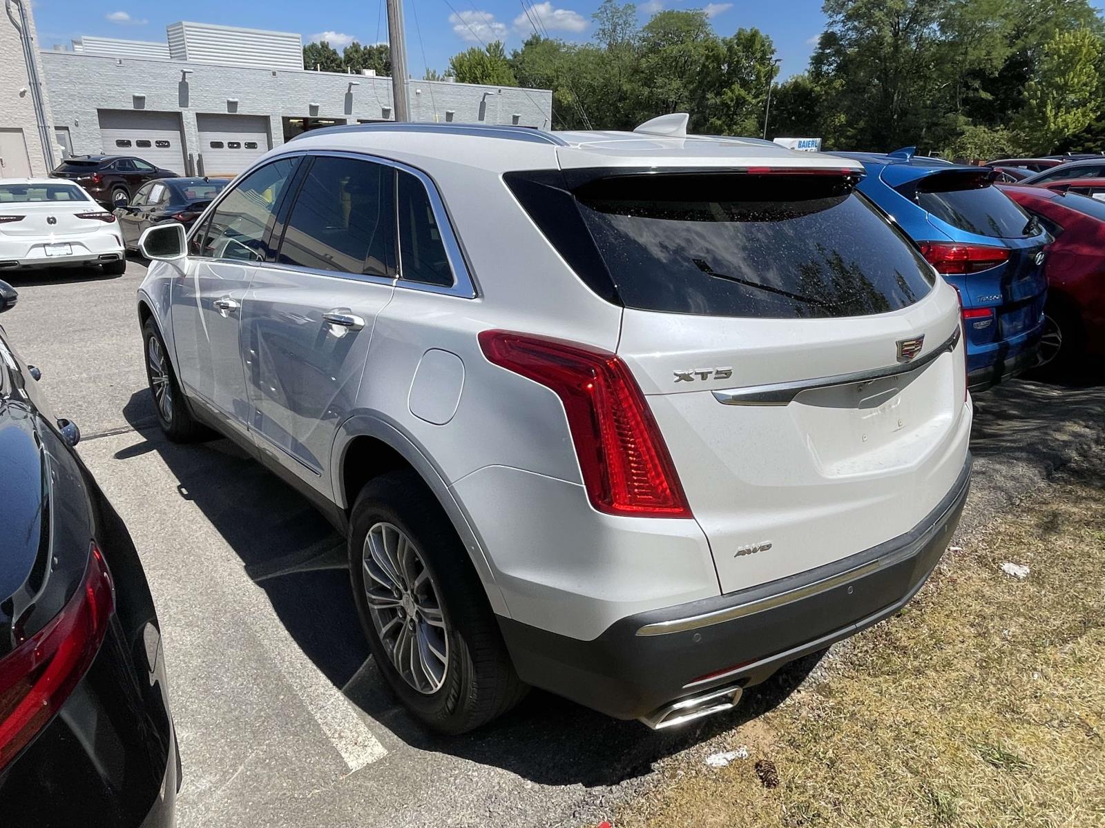 Thumbnail: 2018 Cadillac XT5 - 5
