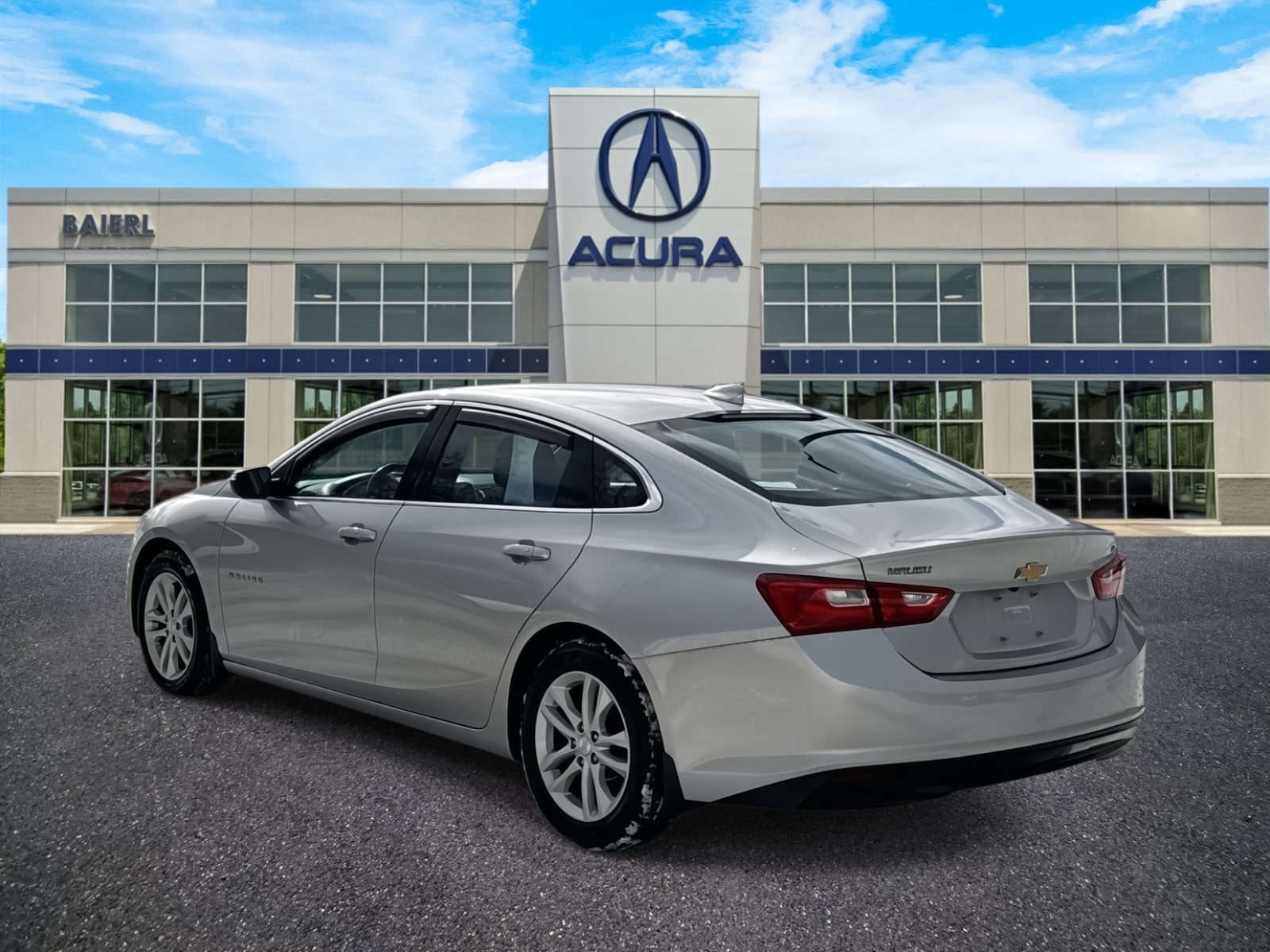 Thumbnail: 2017 Chevrolet Malibu - 3