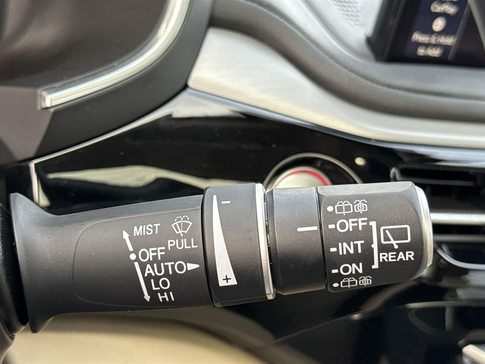 Thumbnail: 2025 Acura MDX - 23