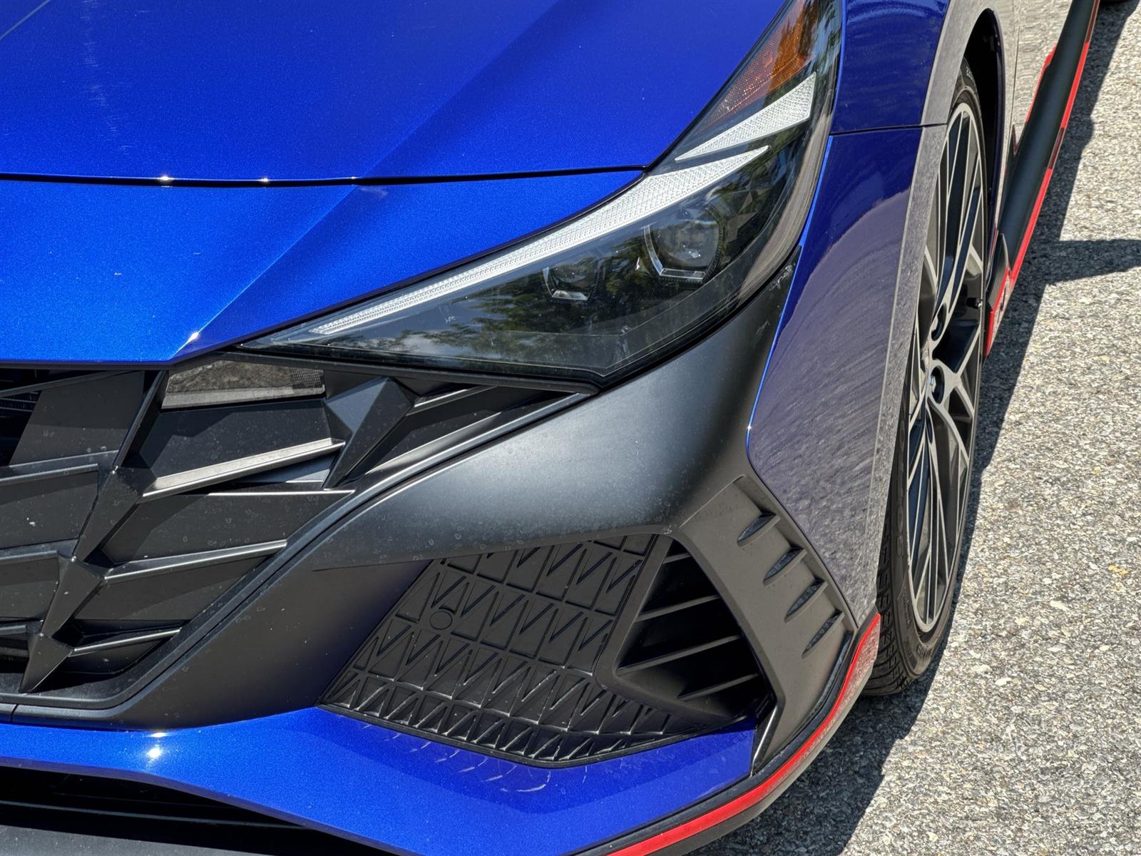 Thumbnail: 2022 Hyundai Elantra - 9