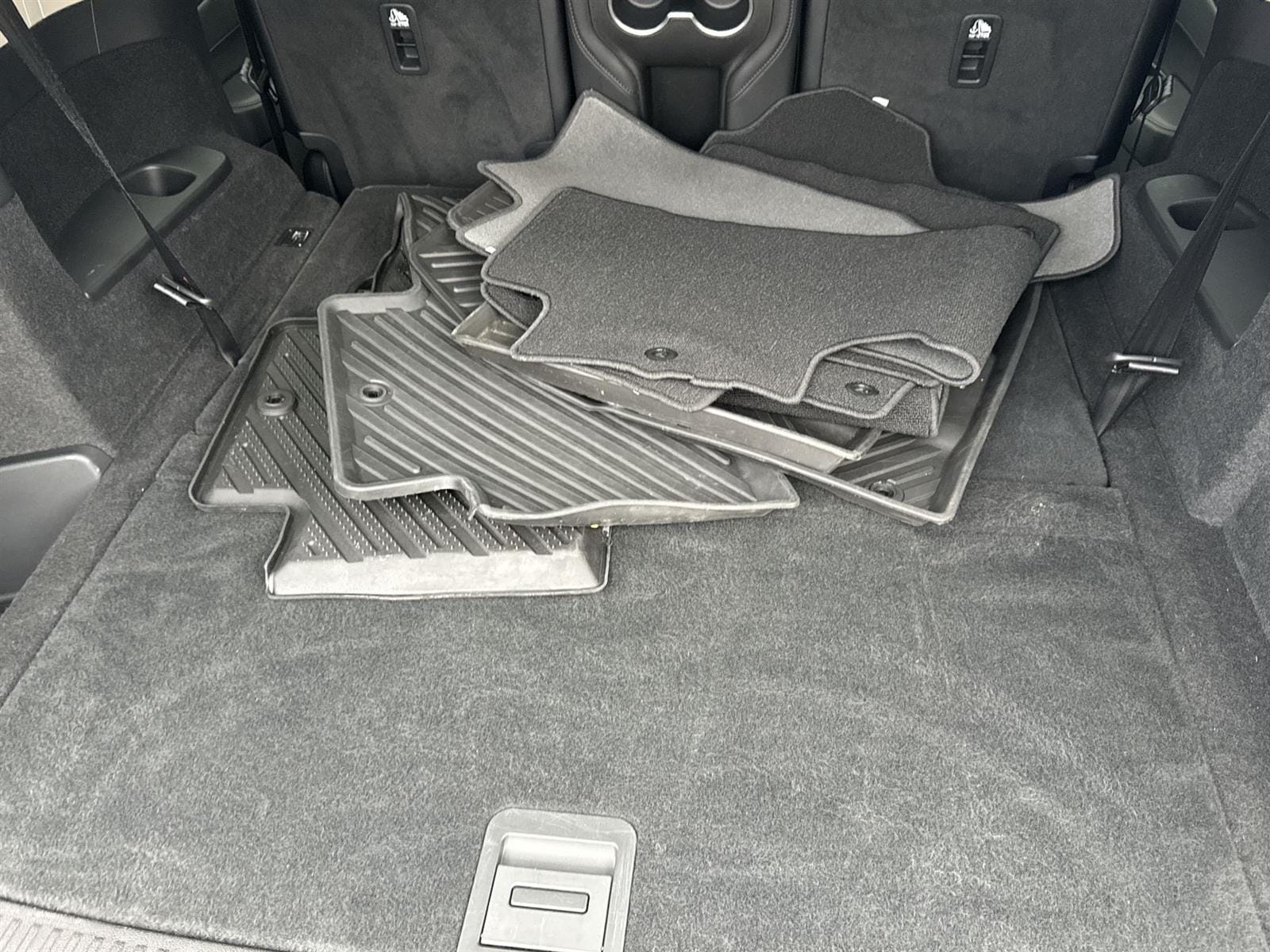 Thumbnail: 2023 Acura MDX - 31