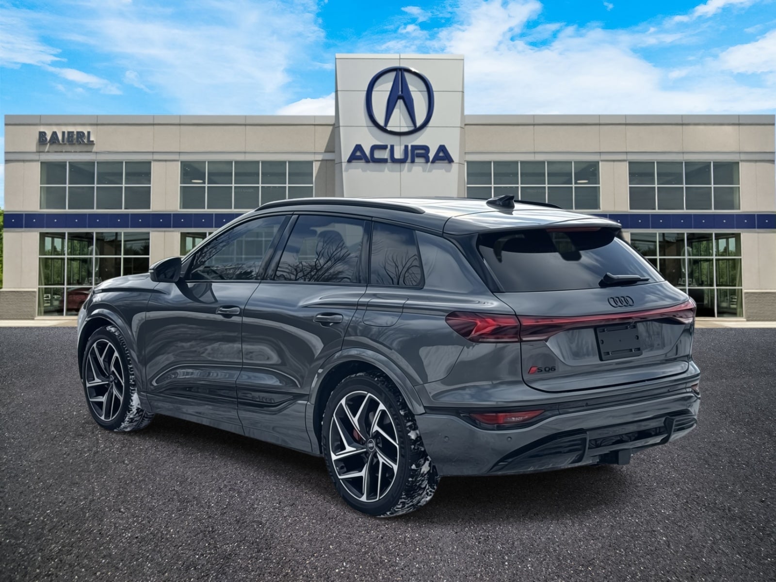 Thumbnail: 2025 Audi SQ6 e-tron - 3